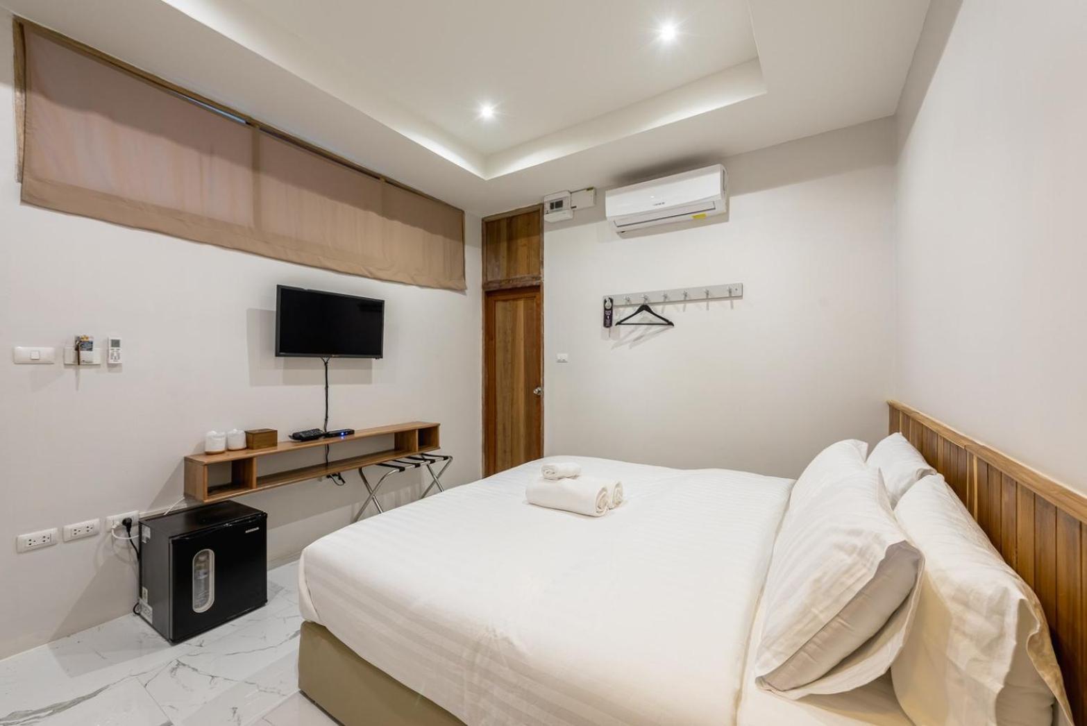 Deluxe Triple Room - Photo 7