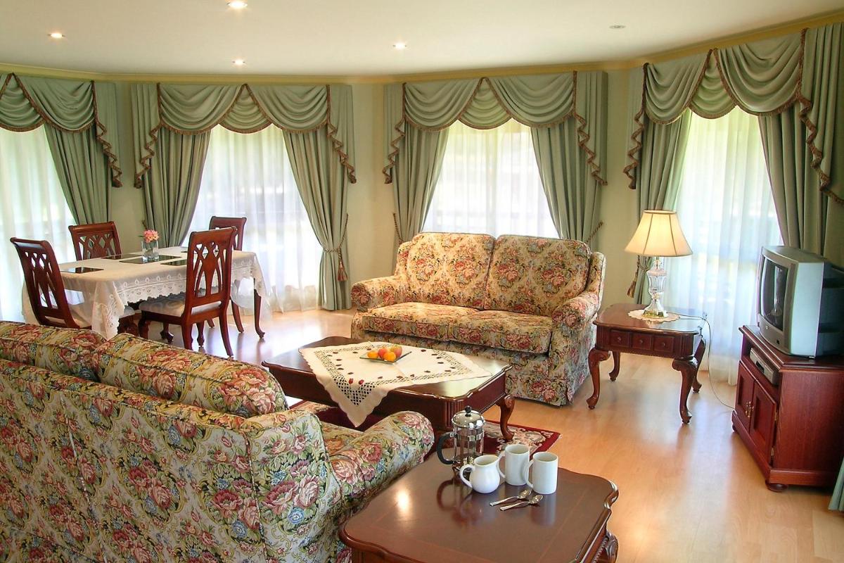Two Bedroom Cottage - Robin's Retreat photo 1