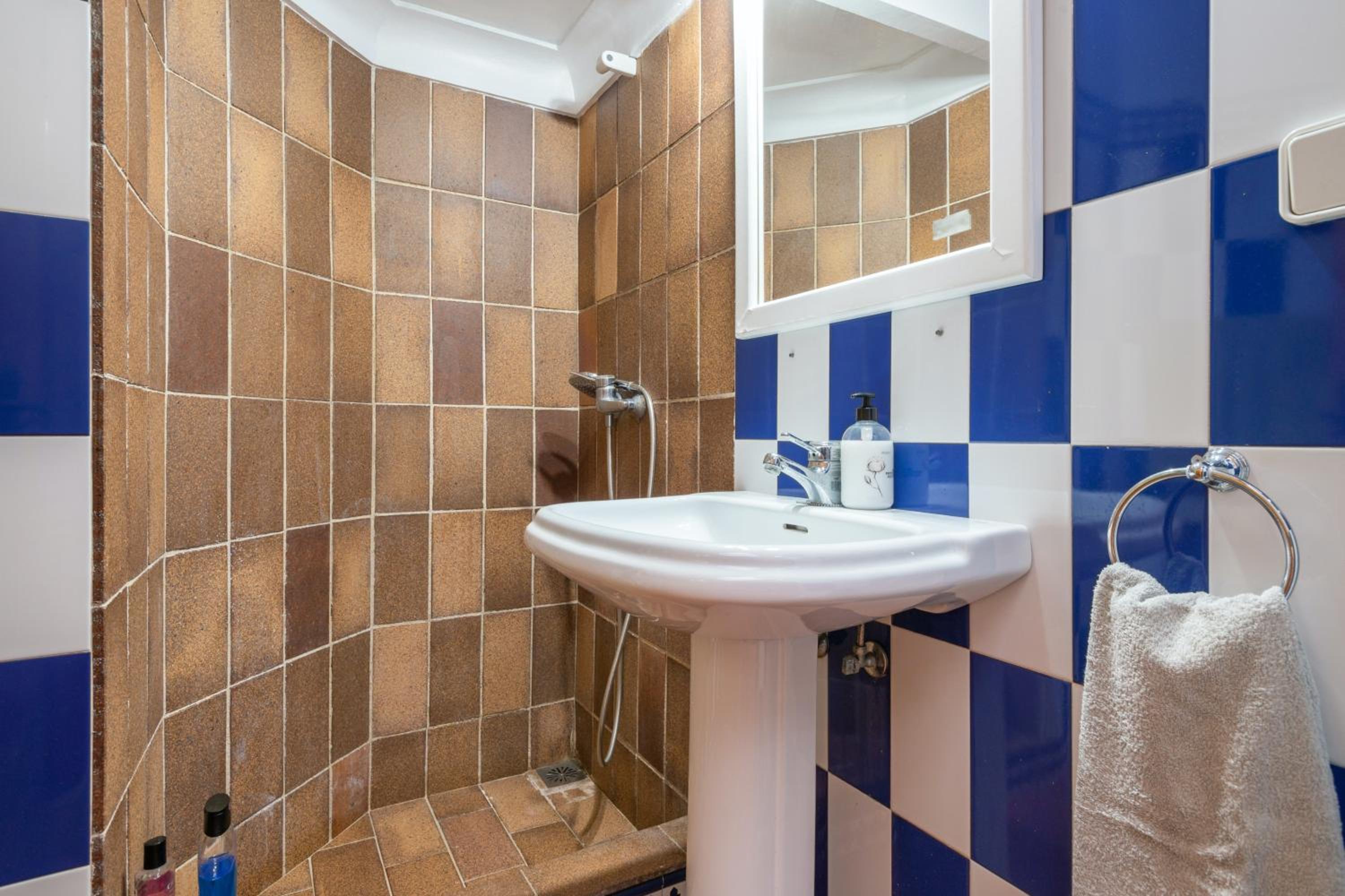 Five-Bedroom Holiday Home photo 2