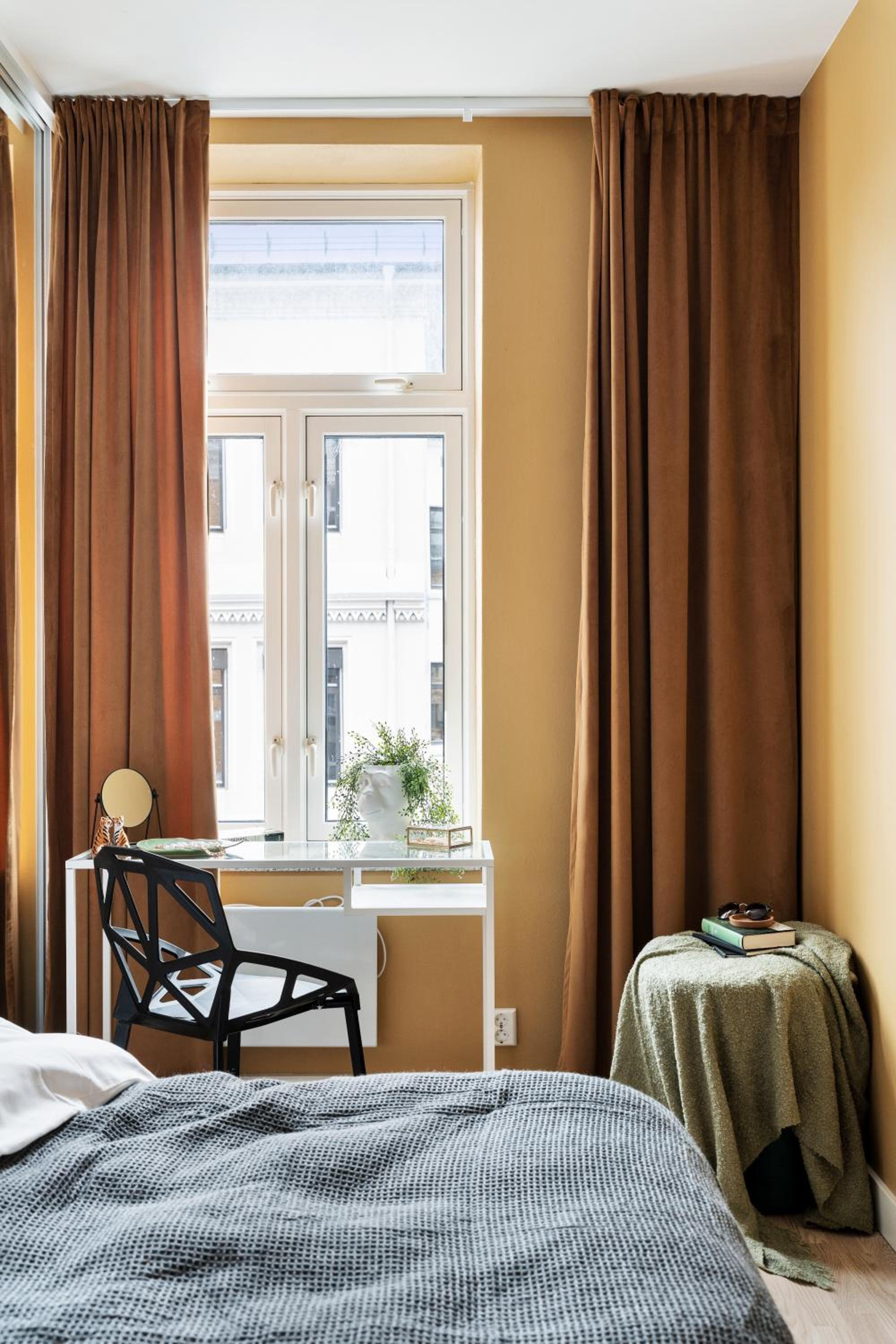 Three-Bedroom Apartment - Photo 1