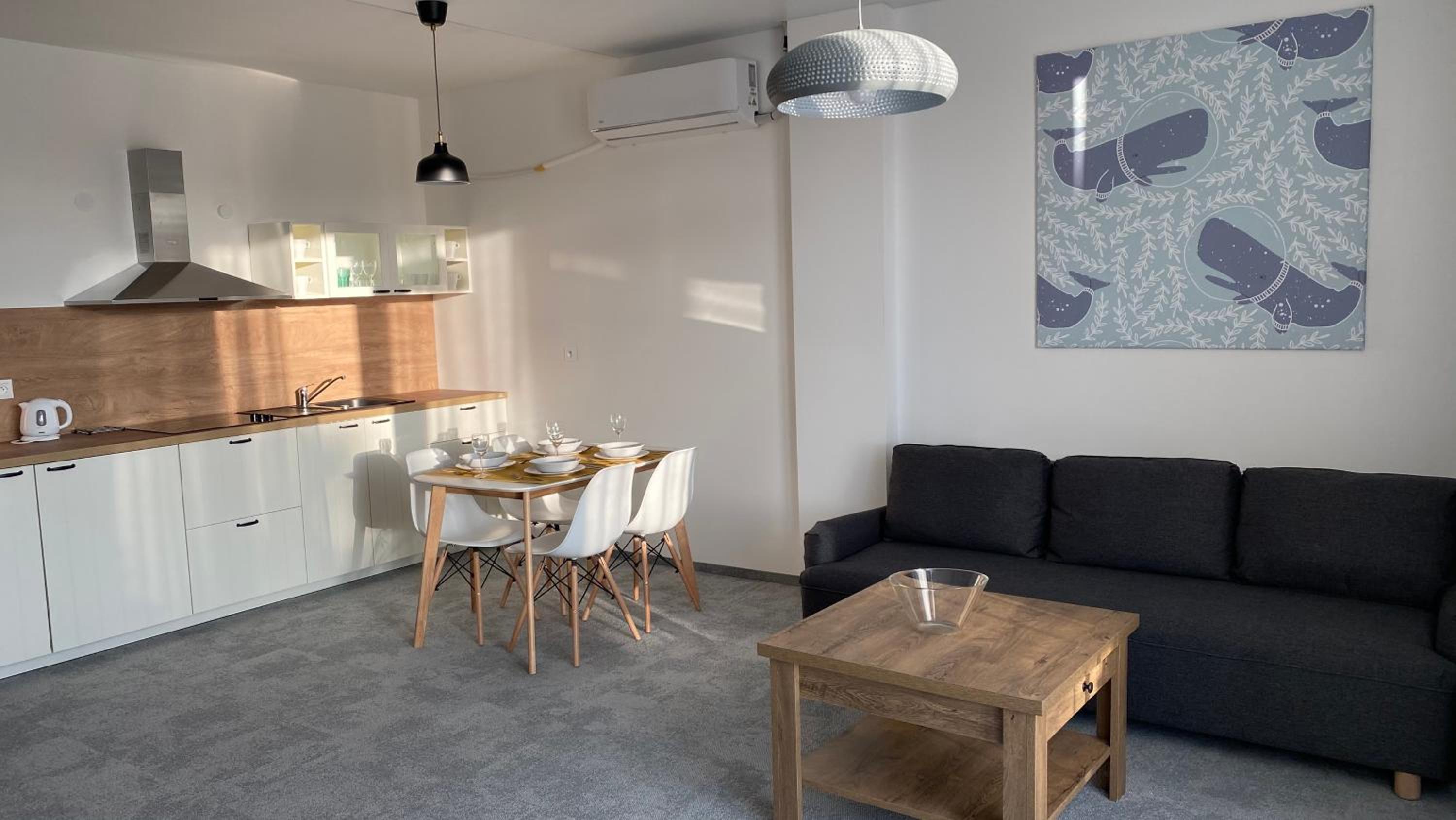 Apartment with Terrace - Photo 12