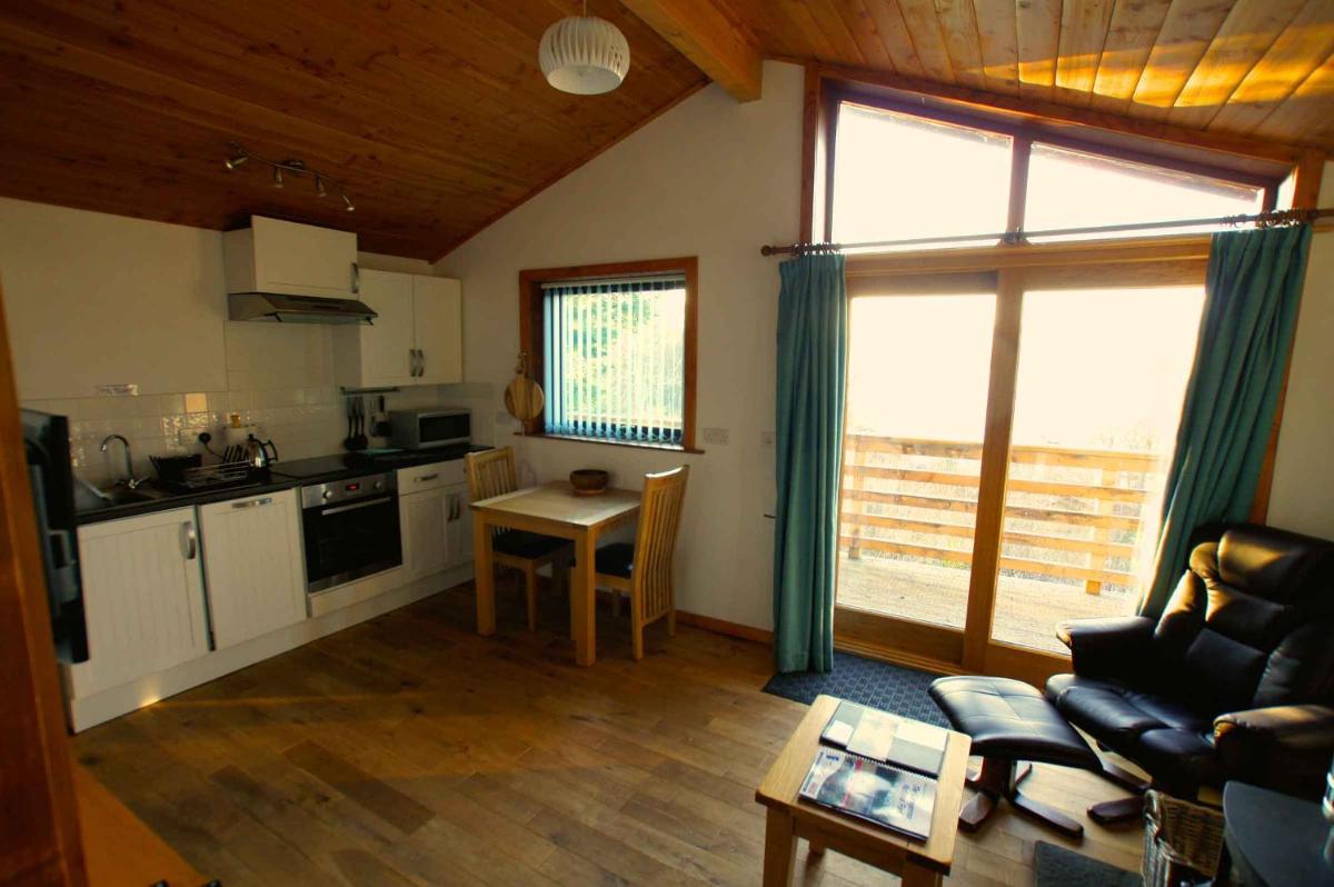 Superior Chalet with Hot Tub photo 2