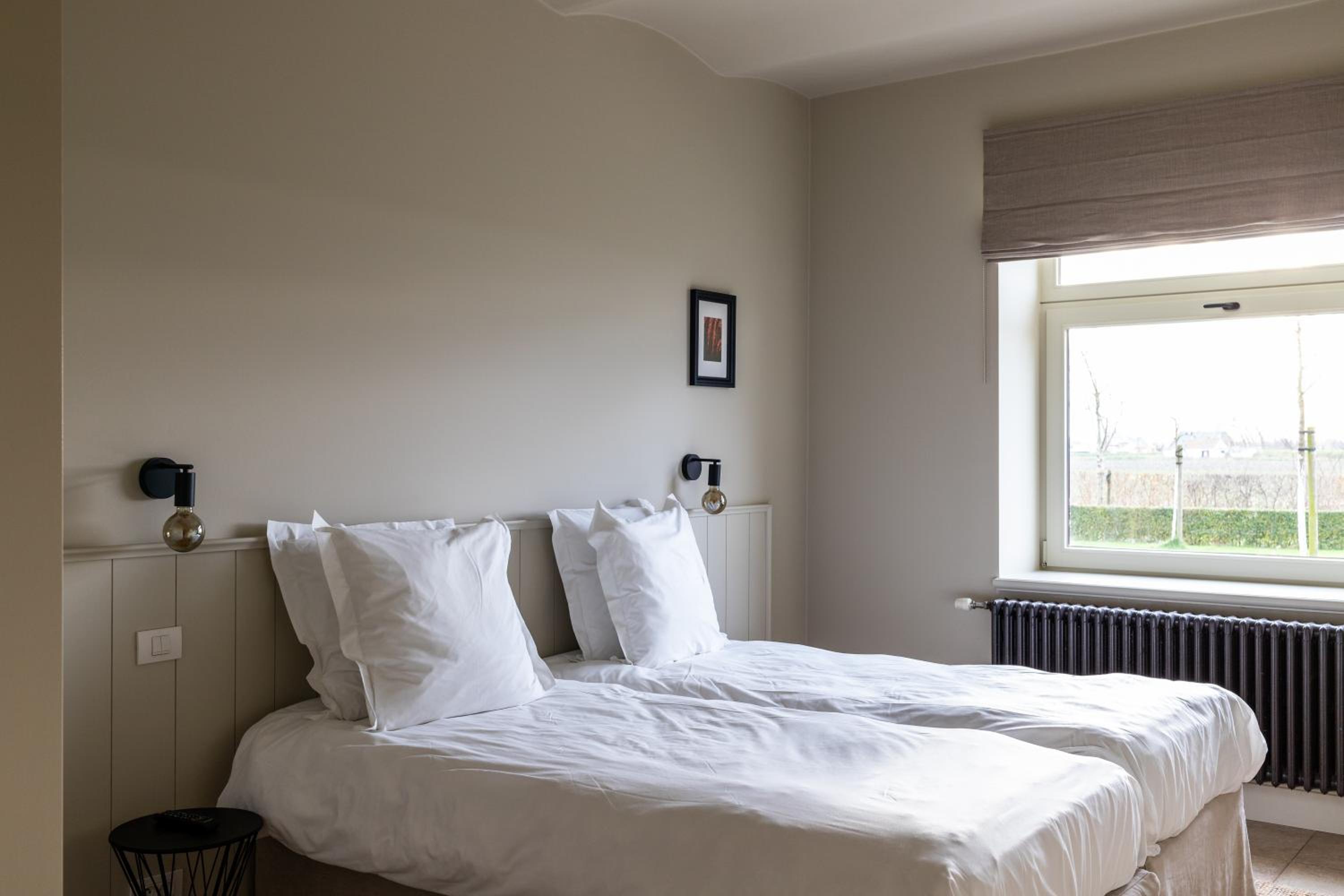 Twin Room - Photo 5