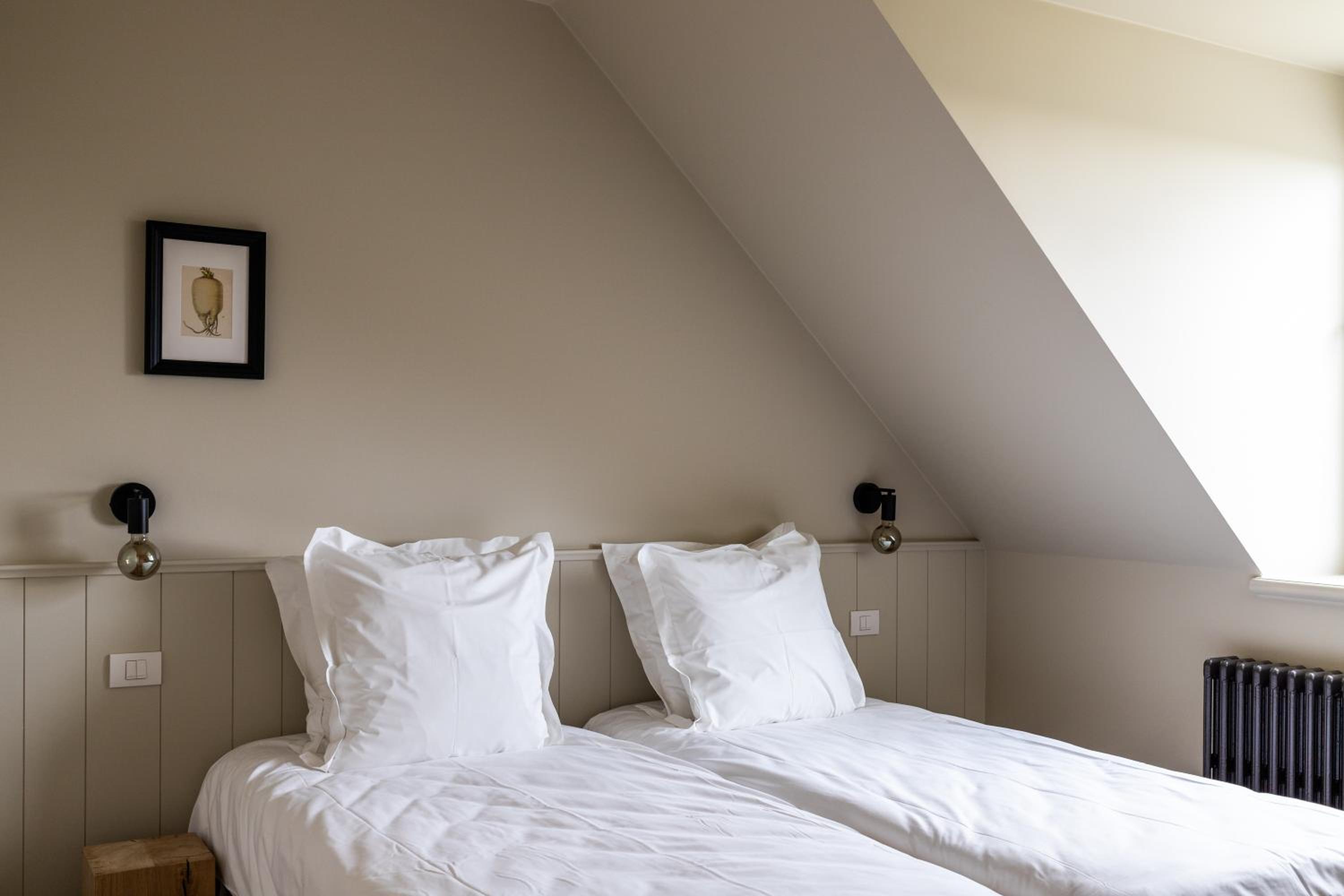 Twin Room - Photo 7