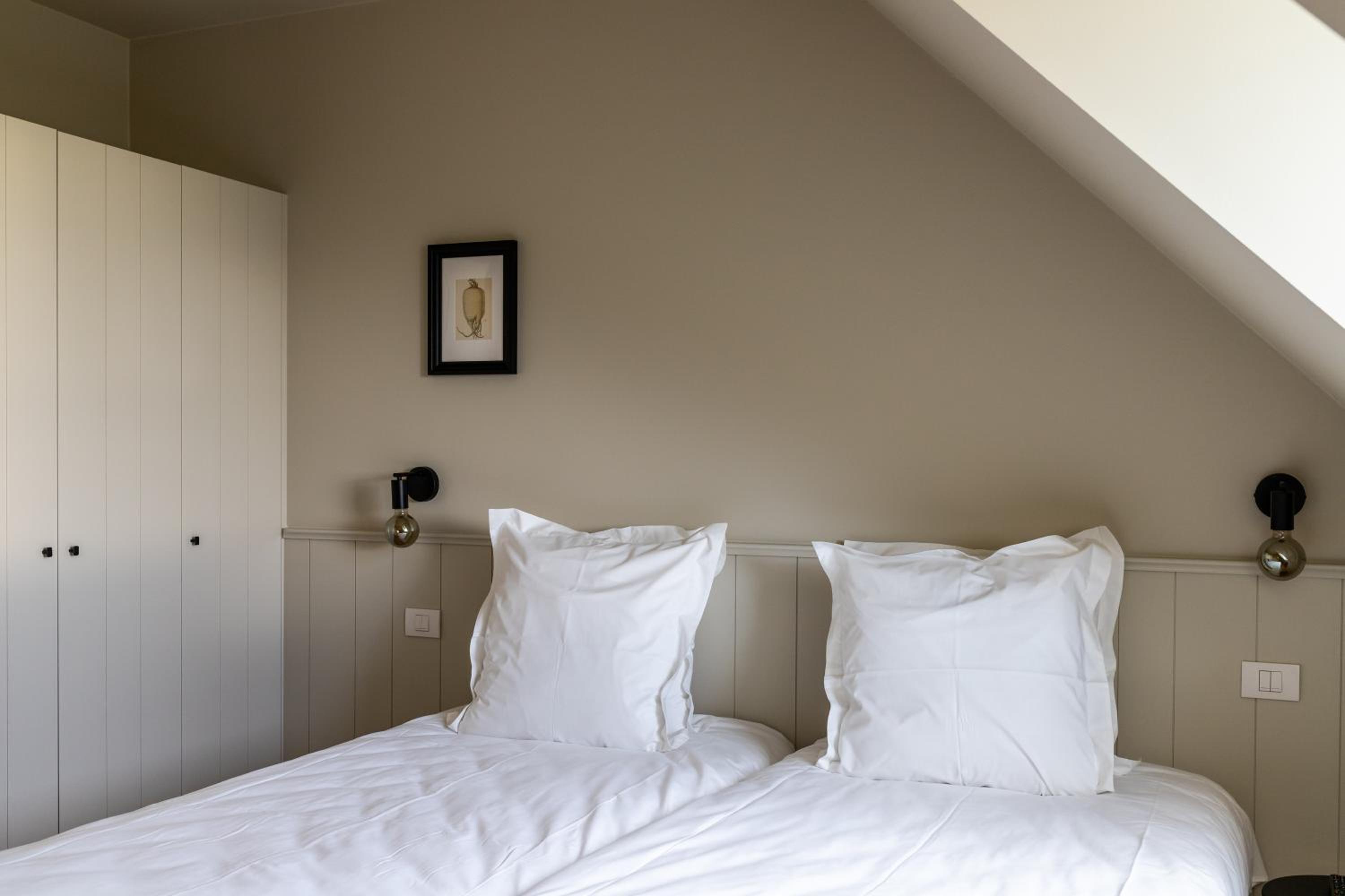 Twin Room - Photo 1