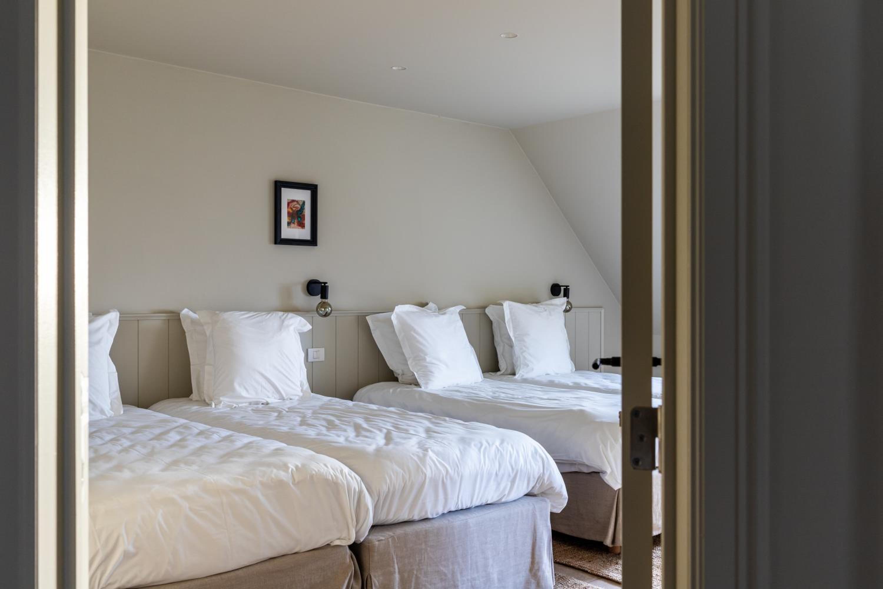 Standard Quadruple Room - Photo 4