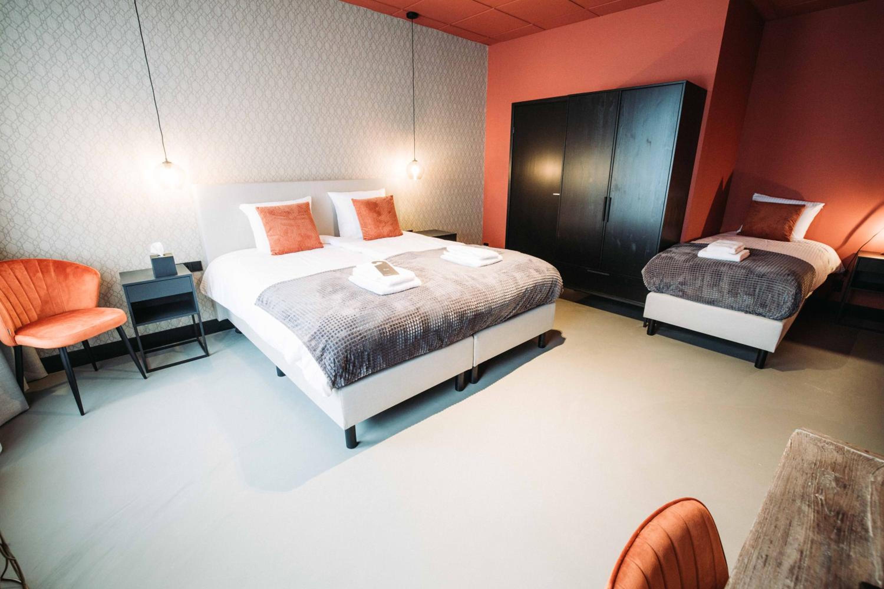 Standard Triple Room - Photo 1
