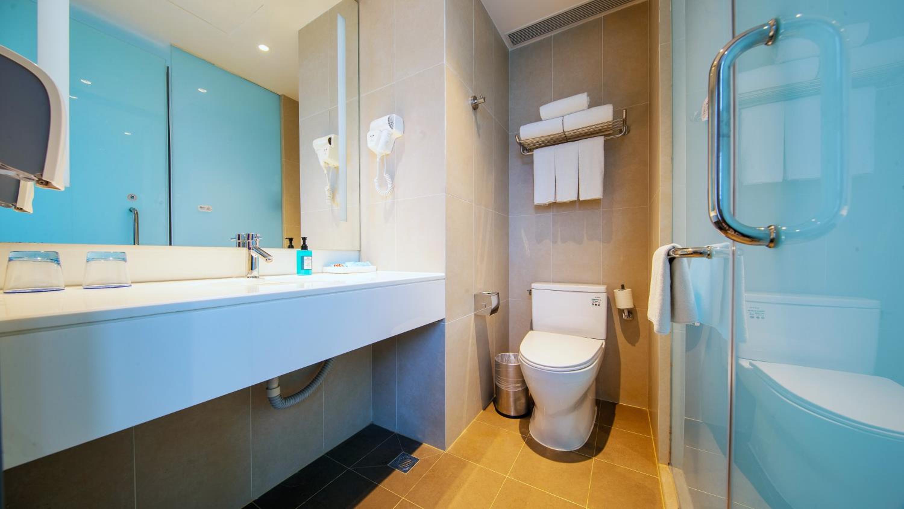 Standard Room photo 3