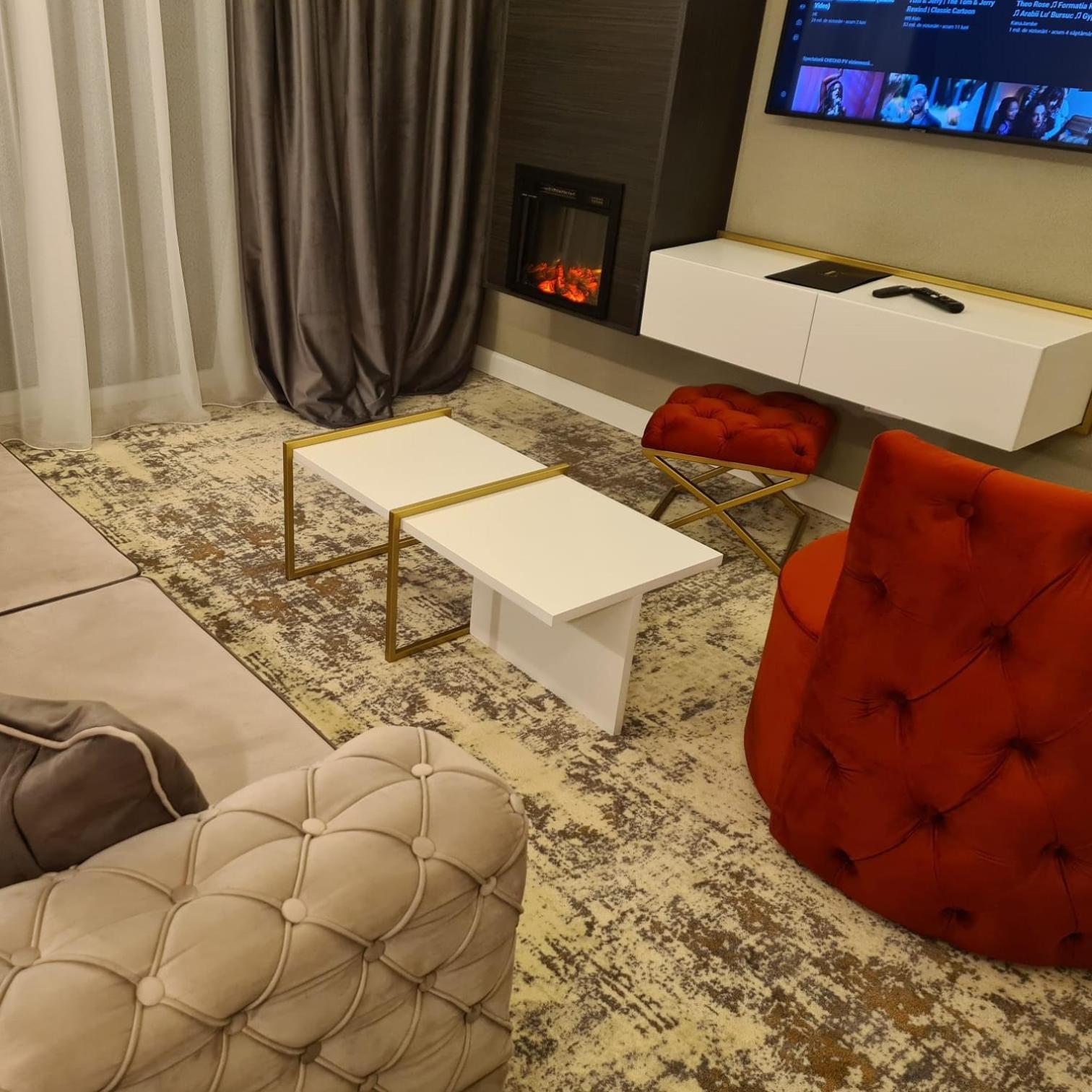 Deluxe Apartment with Free Infinity Pool access - Photo 1