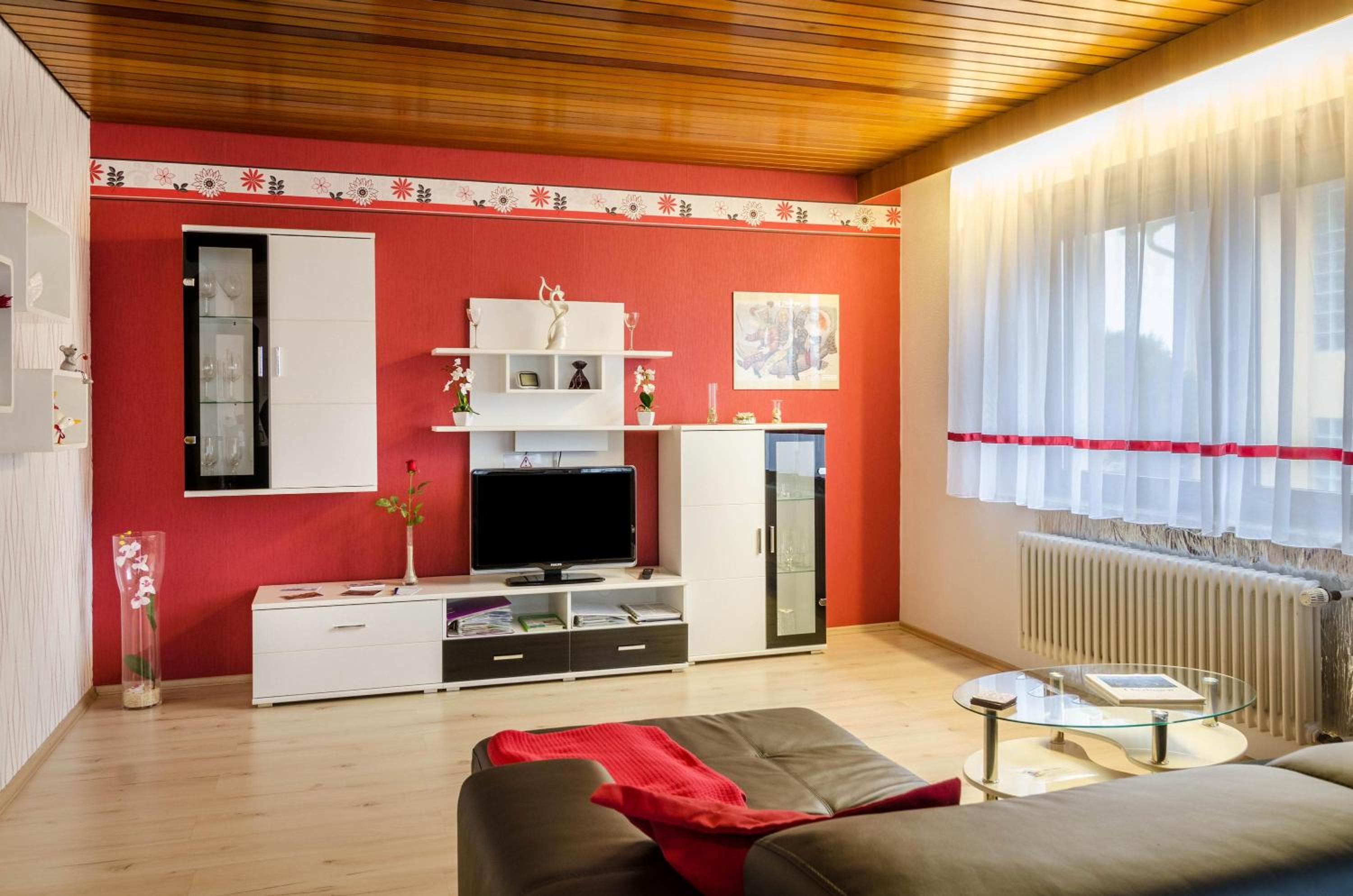 One-Bedroom Apartment with Garden