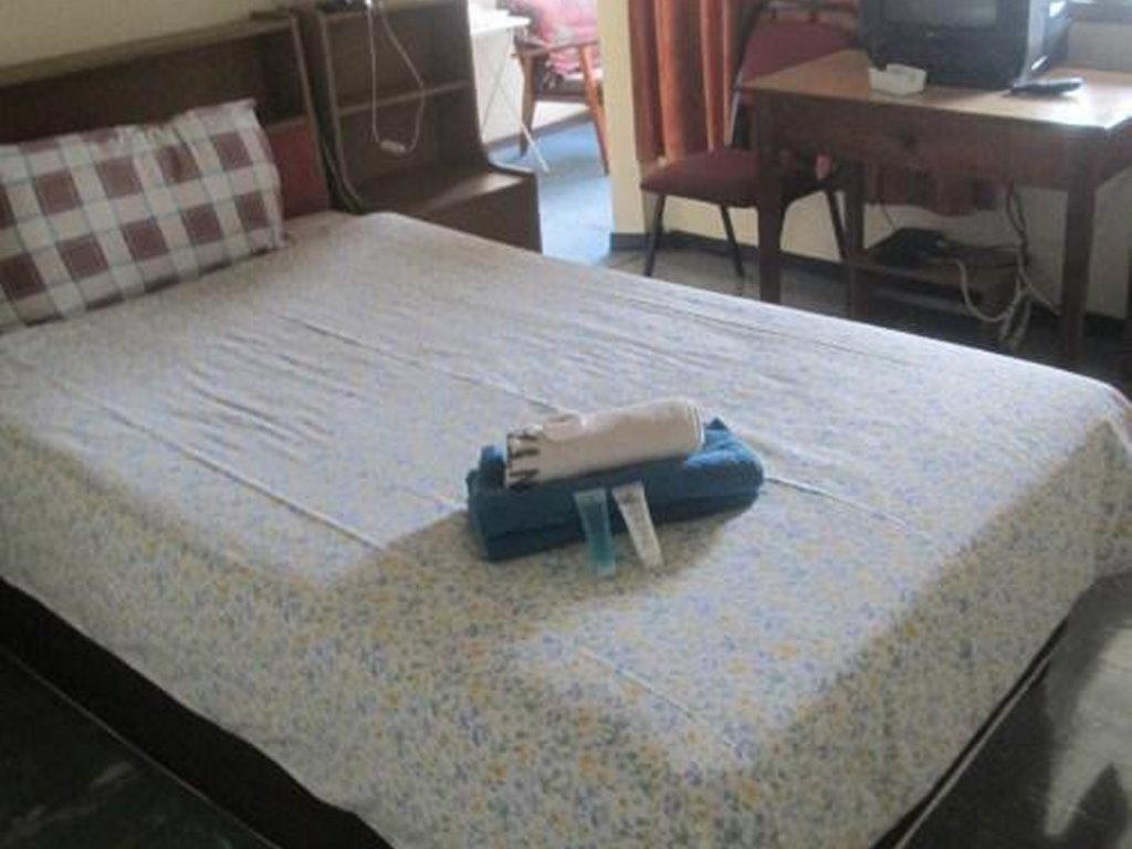 Standard Double Room - Photo 2