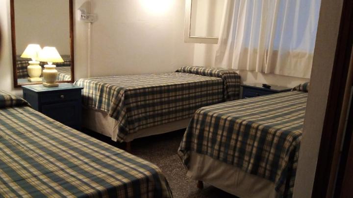 Basic Triple Room photo 2