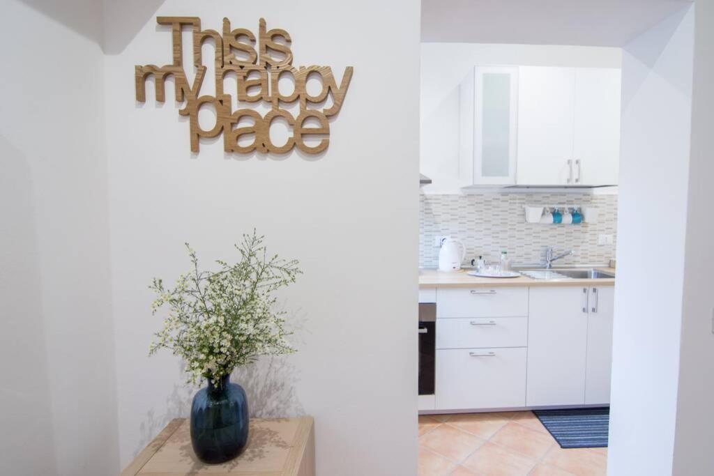 One-Bedroom Apartment - Photo 8
