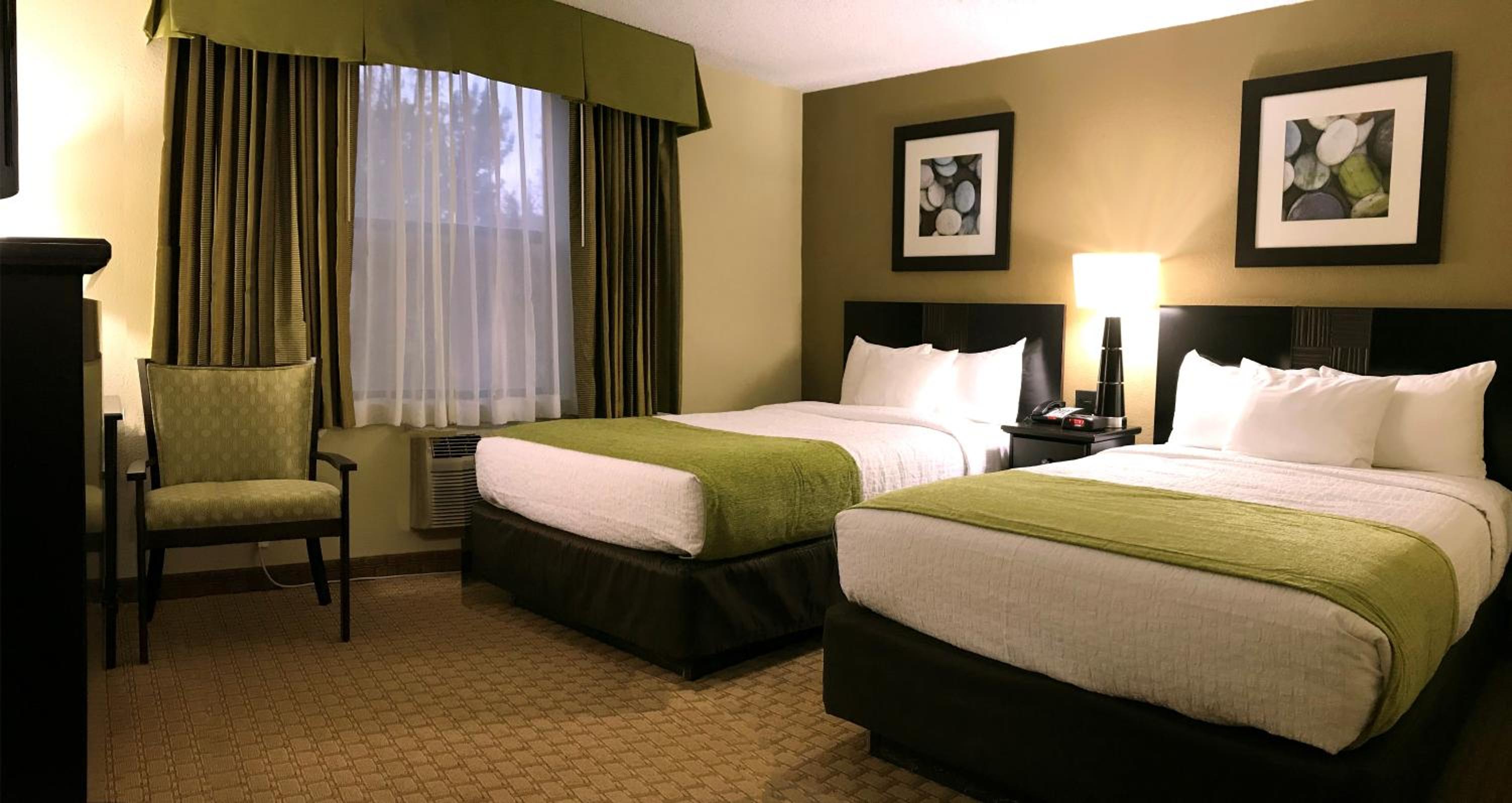 Queen Double Room - Photo 1