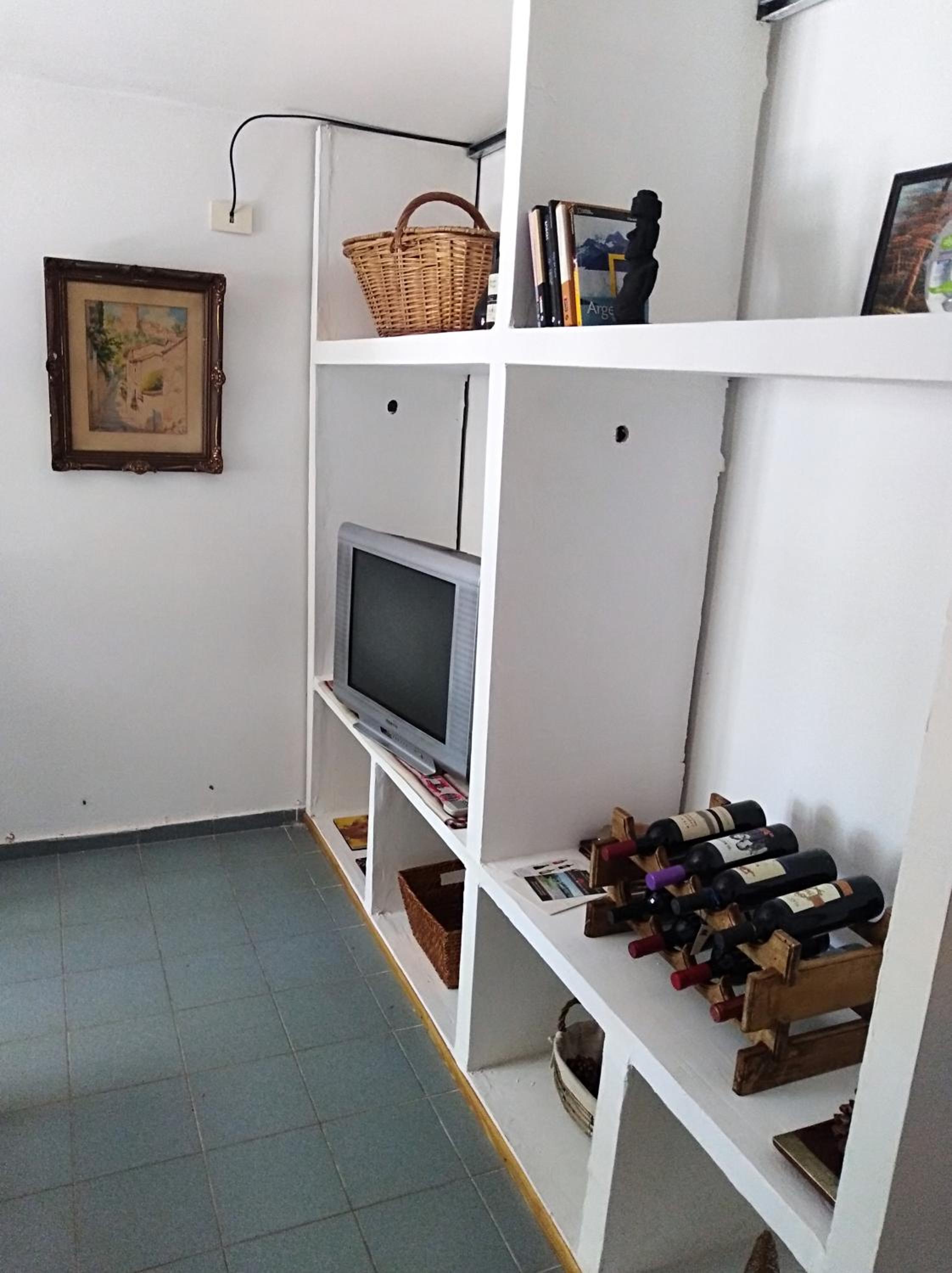 Two-Bedroom House photo 3