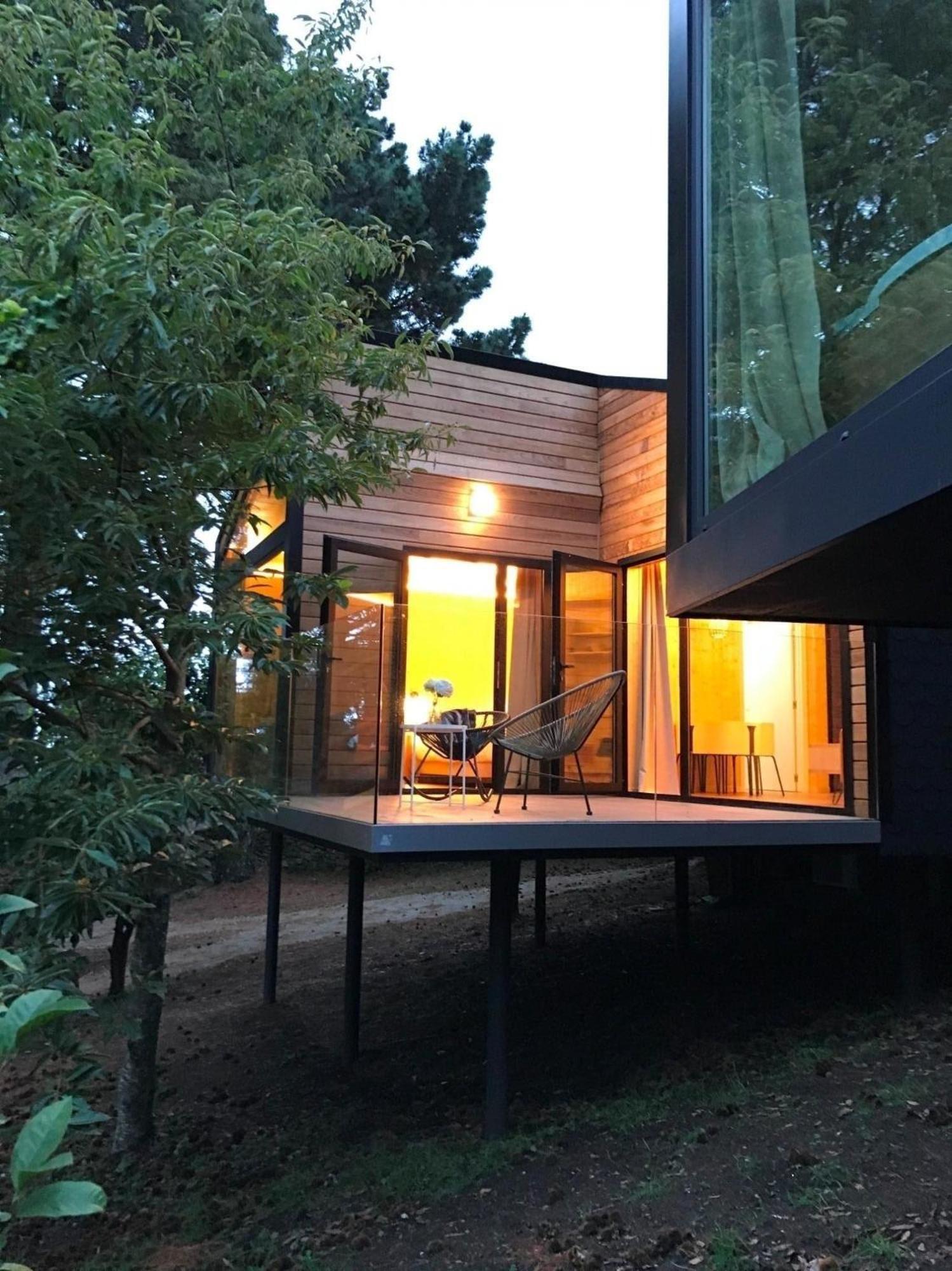 Deluxe Bungalow with Garden View - Photo 9