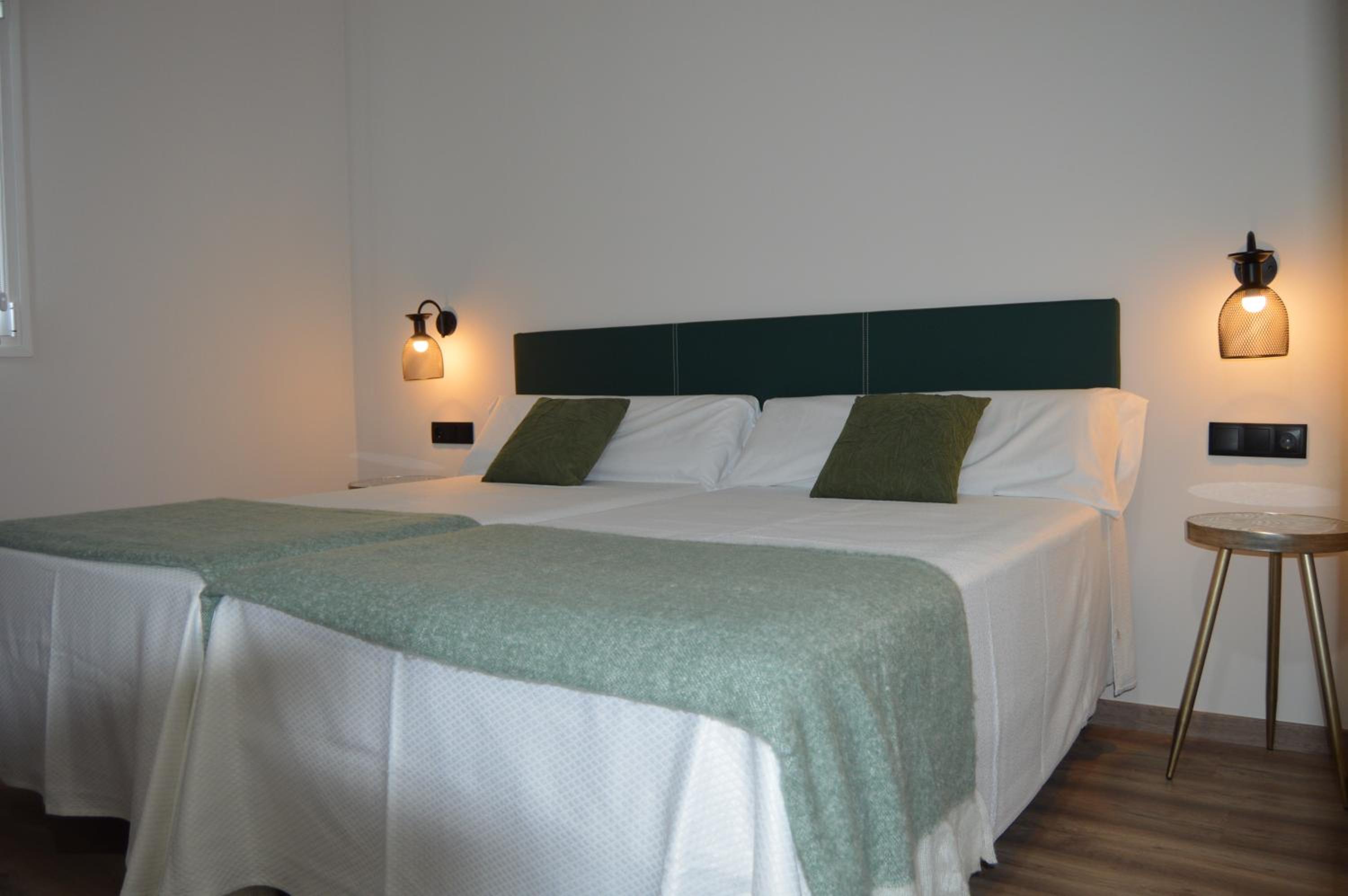 Superior Double or Twin Room photo 3