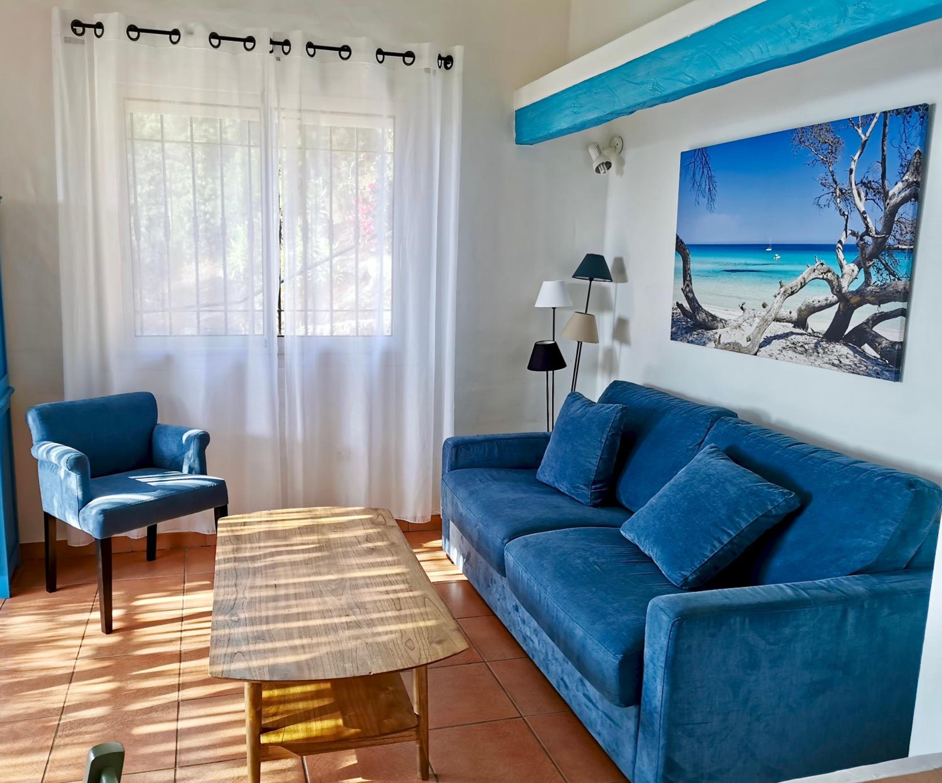 Two-Bedroom House with Jacuzzi photo 1