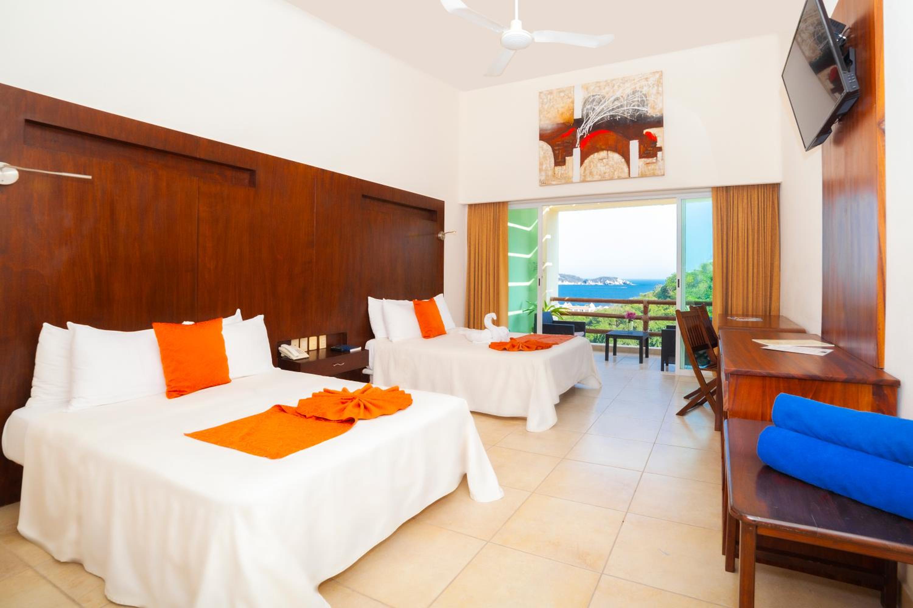Double Room with Two Double Beds and Sea View
