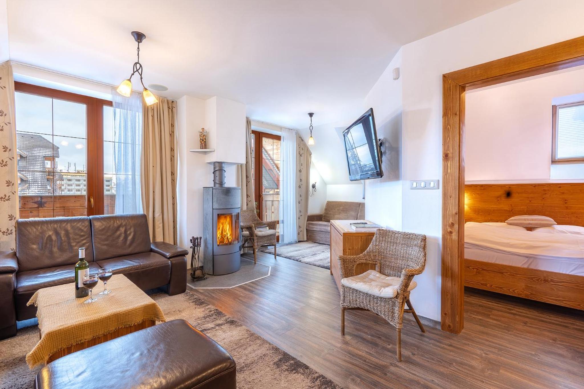 Two Bedroom Deluxe Apartment with Mountain View in Residence Building photo 1
