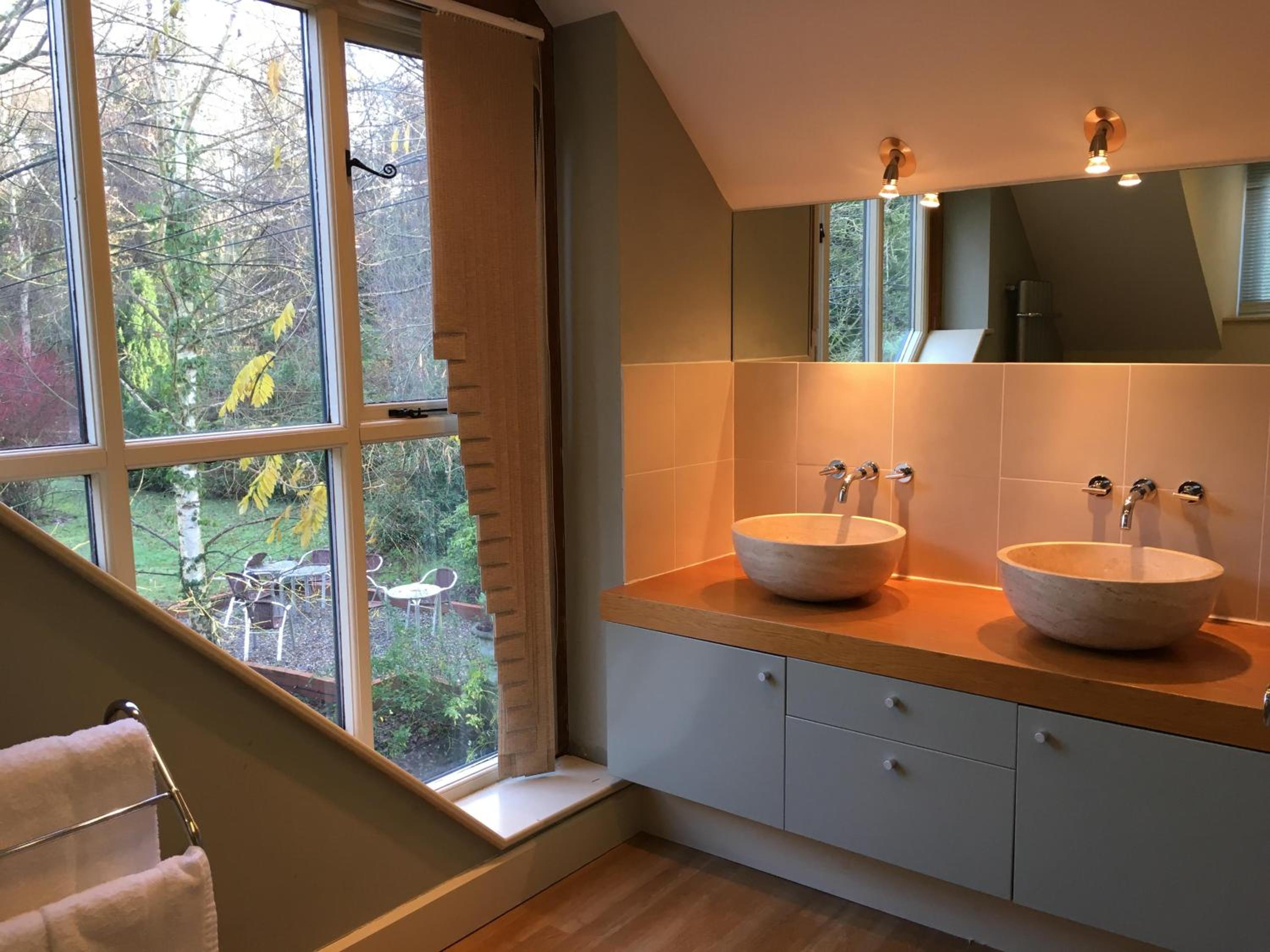 Sycamore Suite photo 2