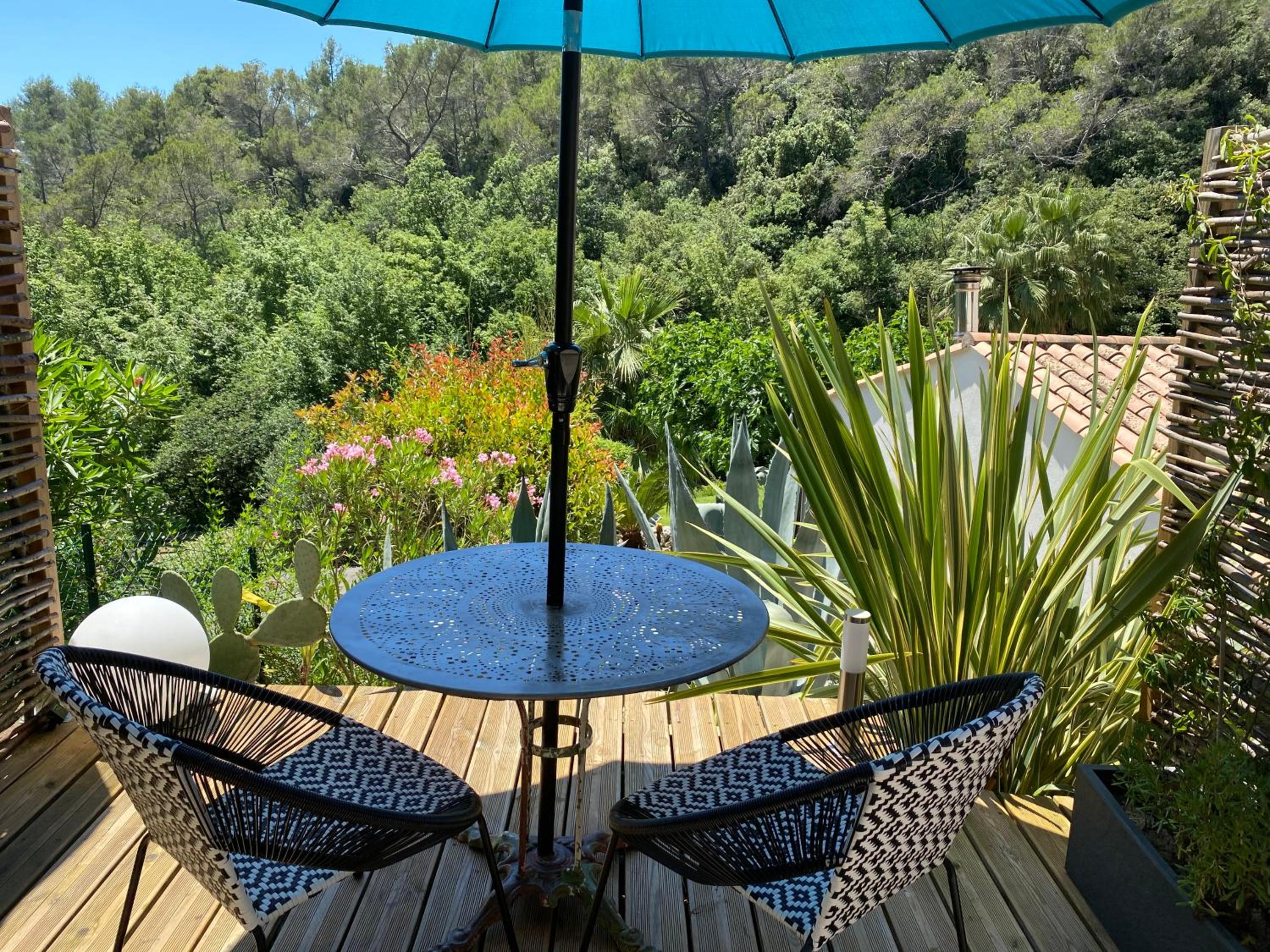 Apartment with Garden View photo 2