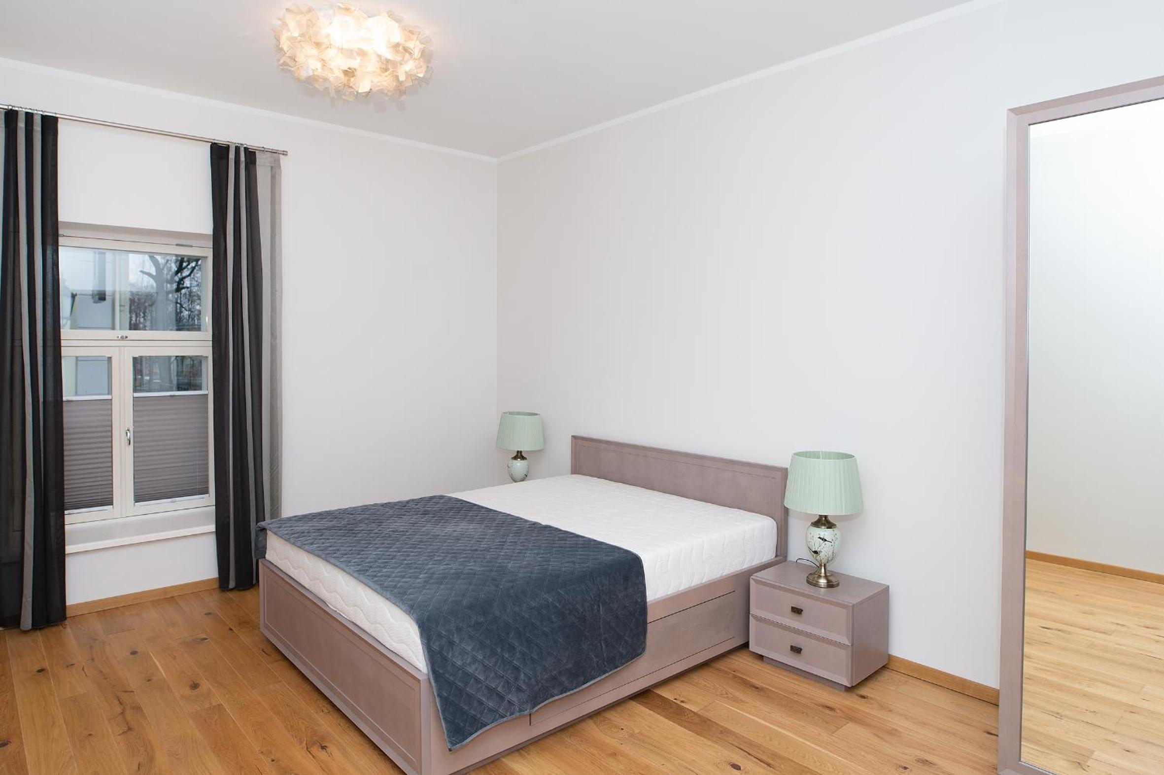 Two-Bedroom Apartment - Photo 24