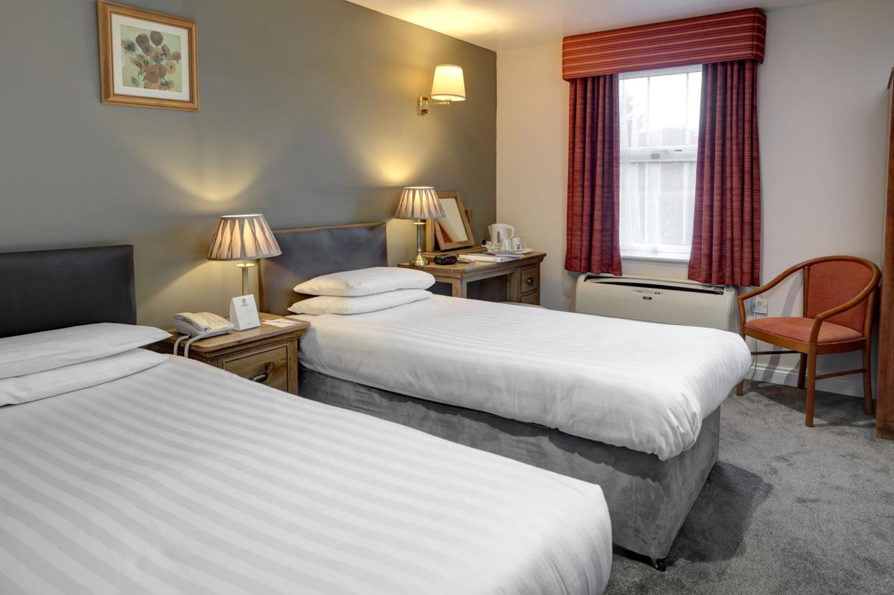 Standard Twin Room - Non-Smoking - Photo 6
