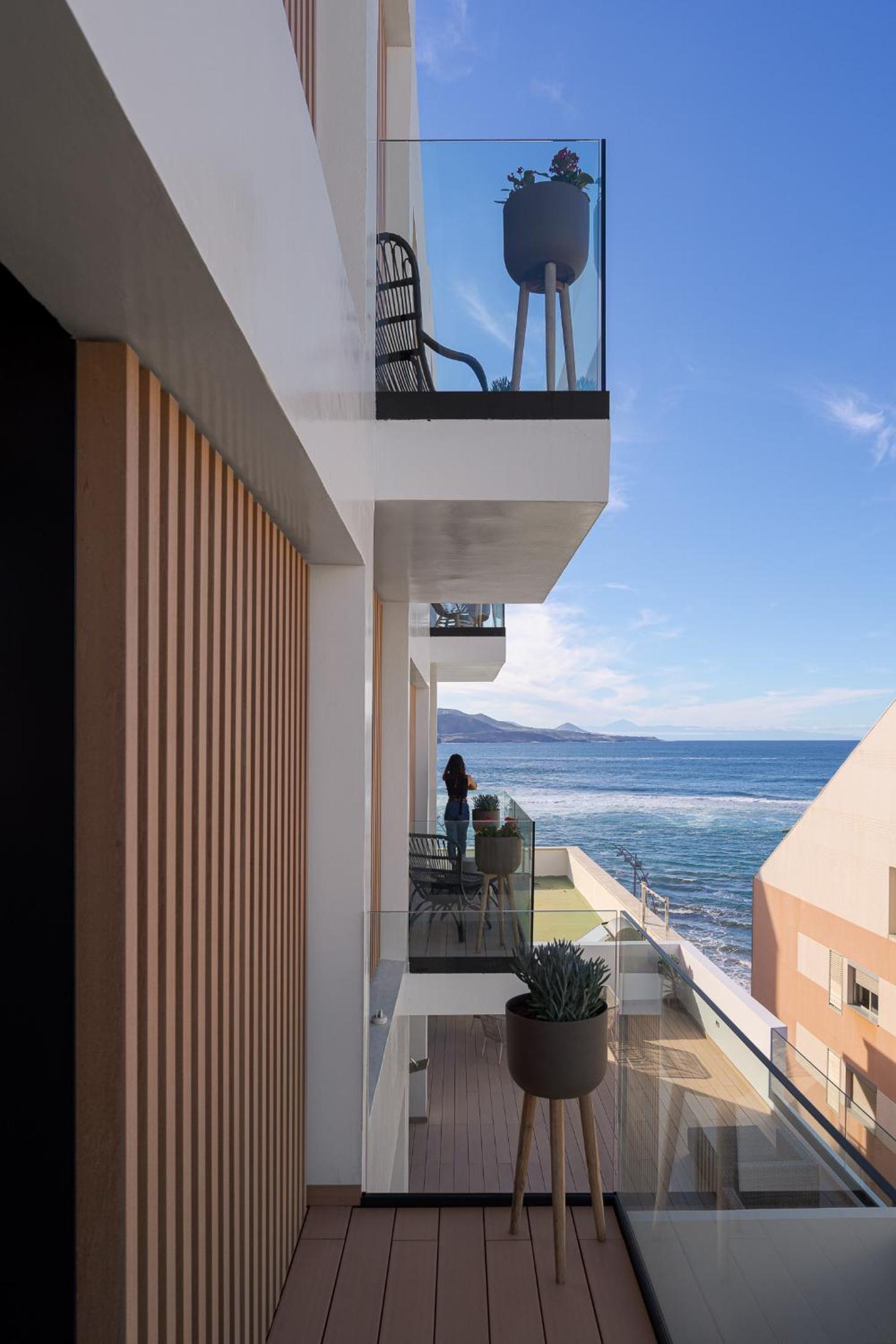 Apartment with Sea View thumbnail 5