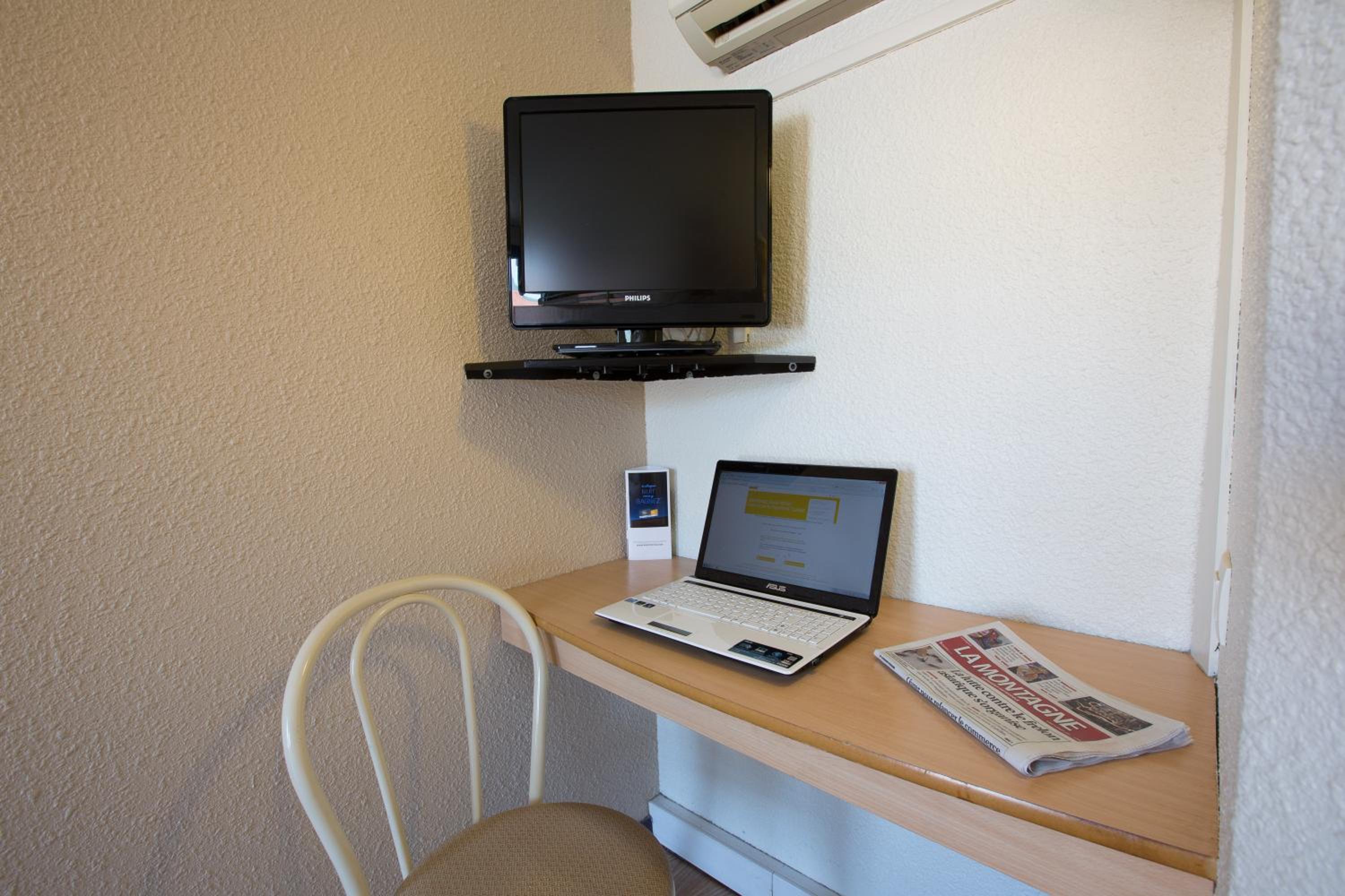 Double Room - Photo 4