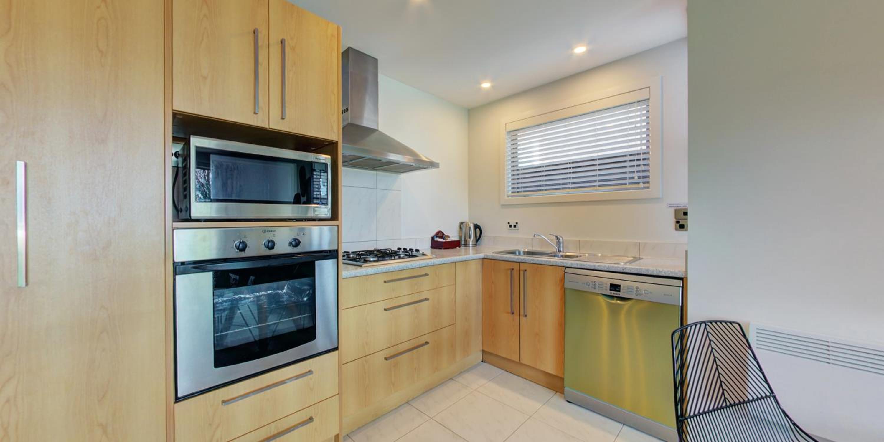 One-Bedroom Apartment - Photo 3