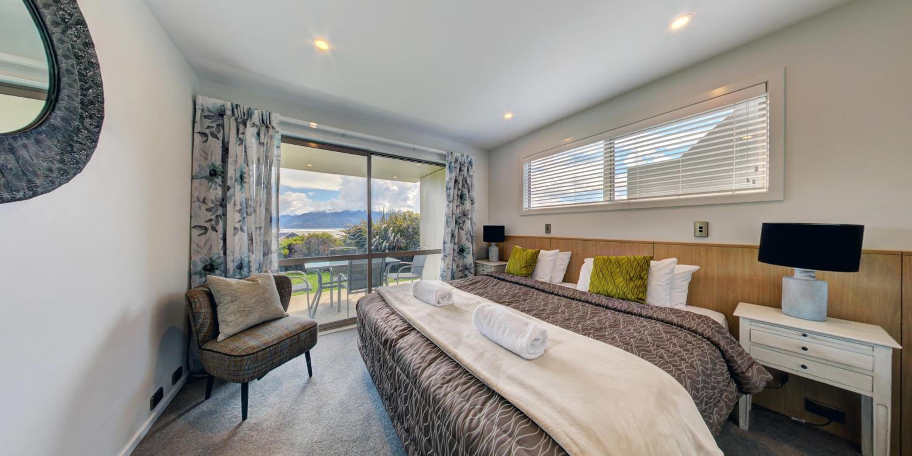 One-Bedroom Apartment - Photo 4