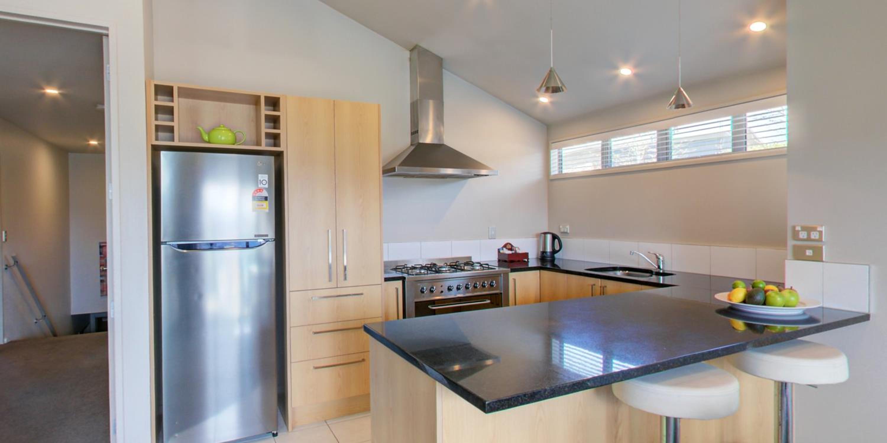 Three-Bedroom Apartment - Photo 5