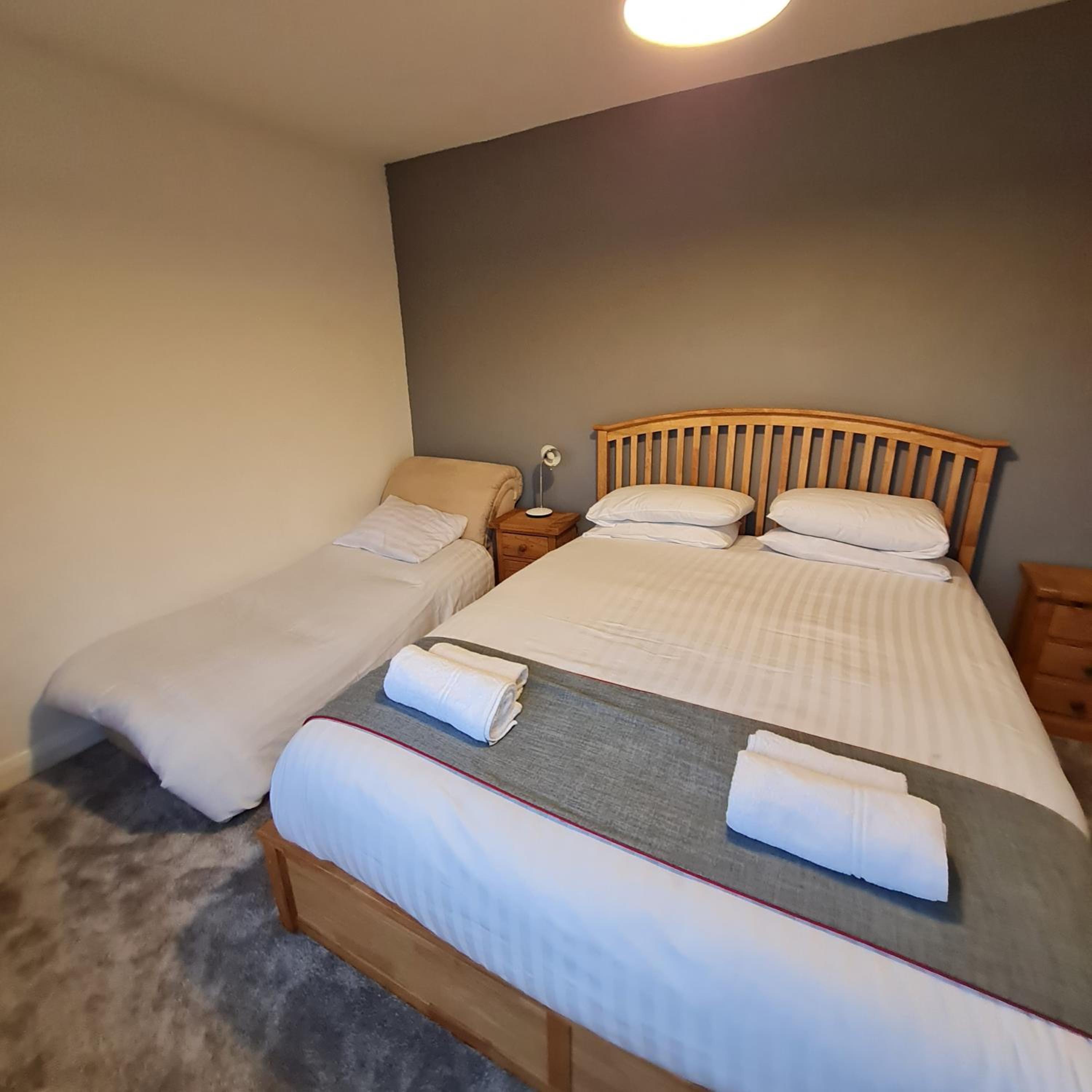 Four-Bedroom House photo 2