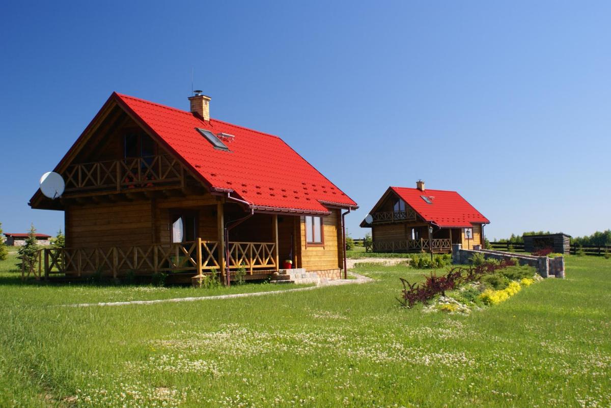 Three-Bedroom House photo 3