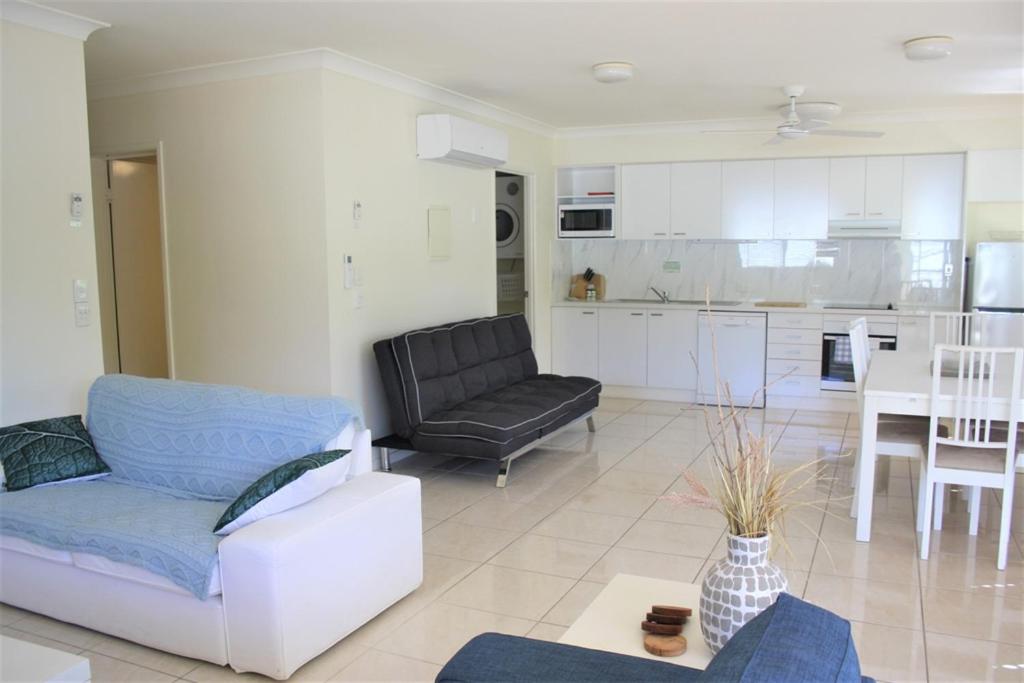 Two-Bedroom Apartment with Ocean View photo 3