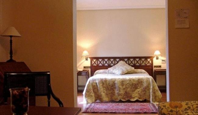 Double or Twin Room photo 1