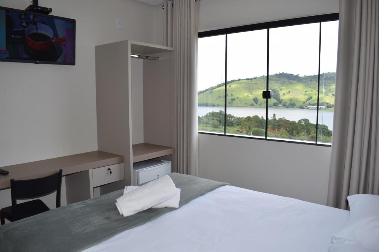 Suite with Lake View