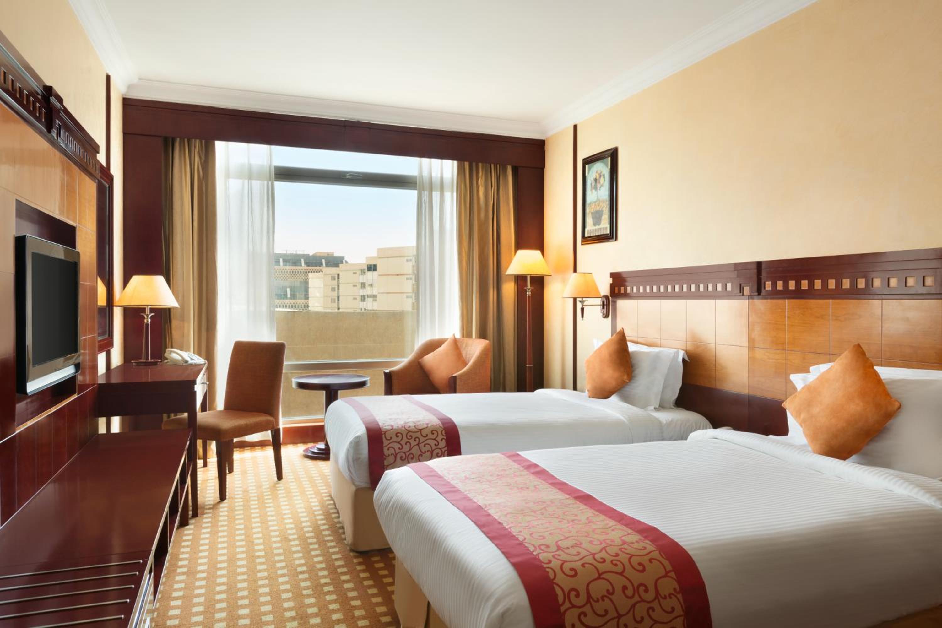 Twin Room with City View - Non-Smoking