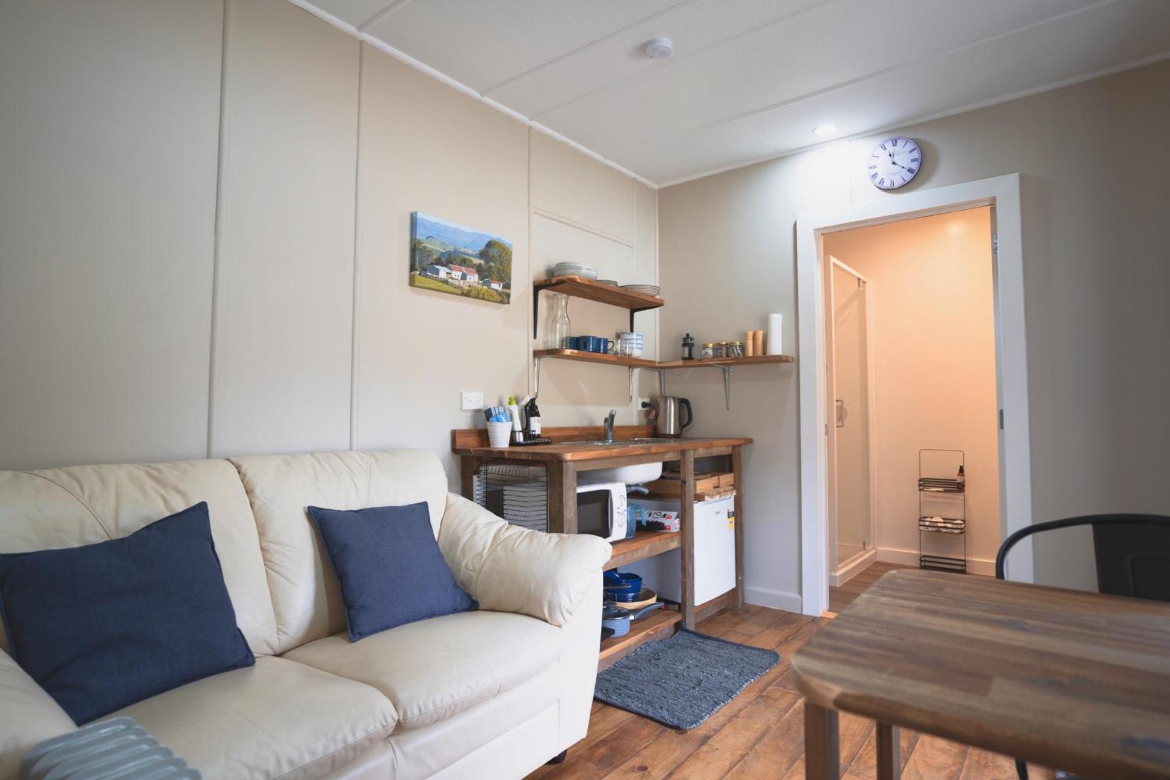 One-Bedroom Bungalow photo 1