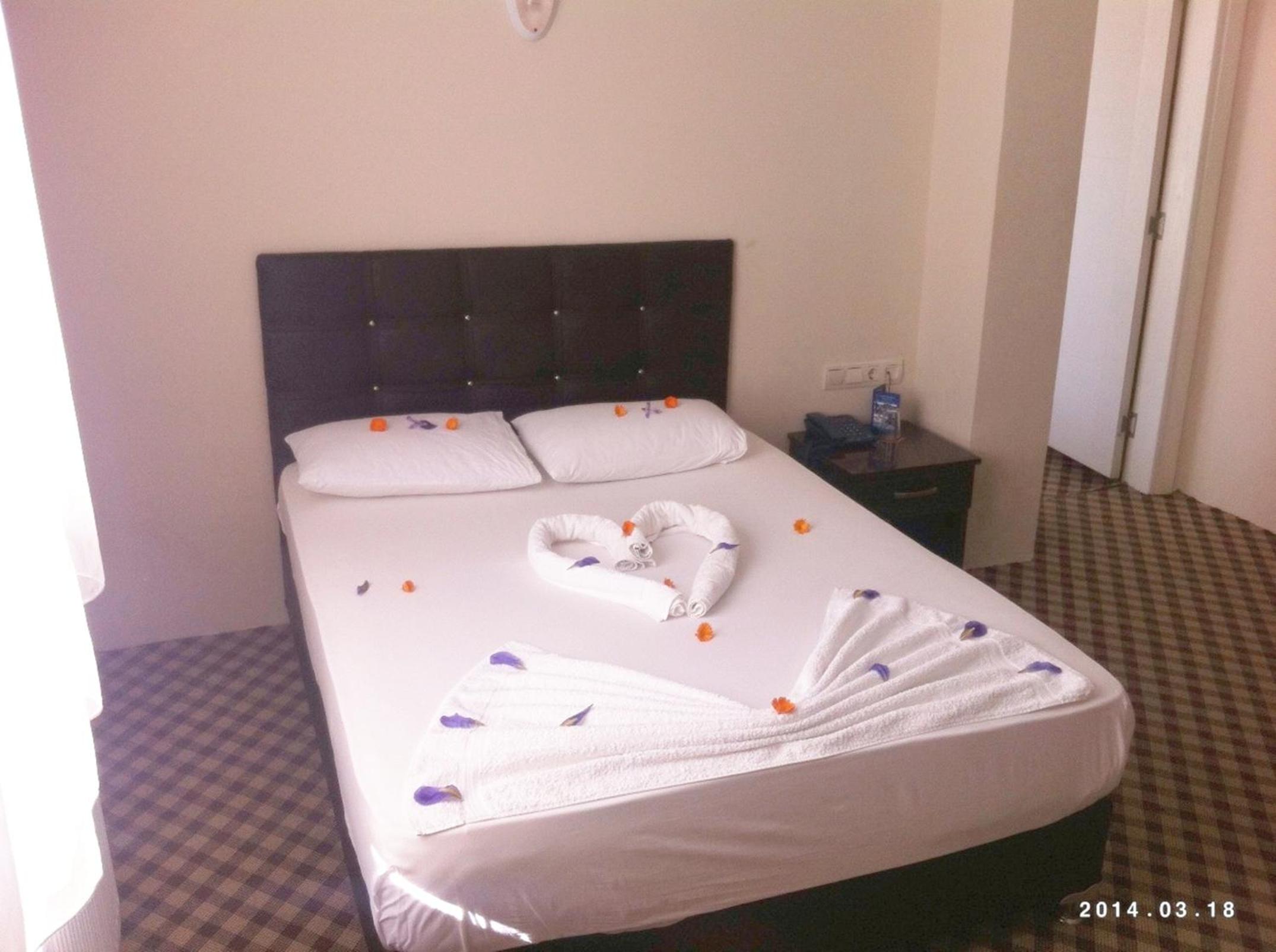 Deluxe King Room photo 1