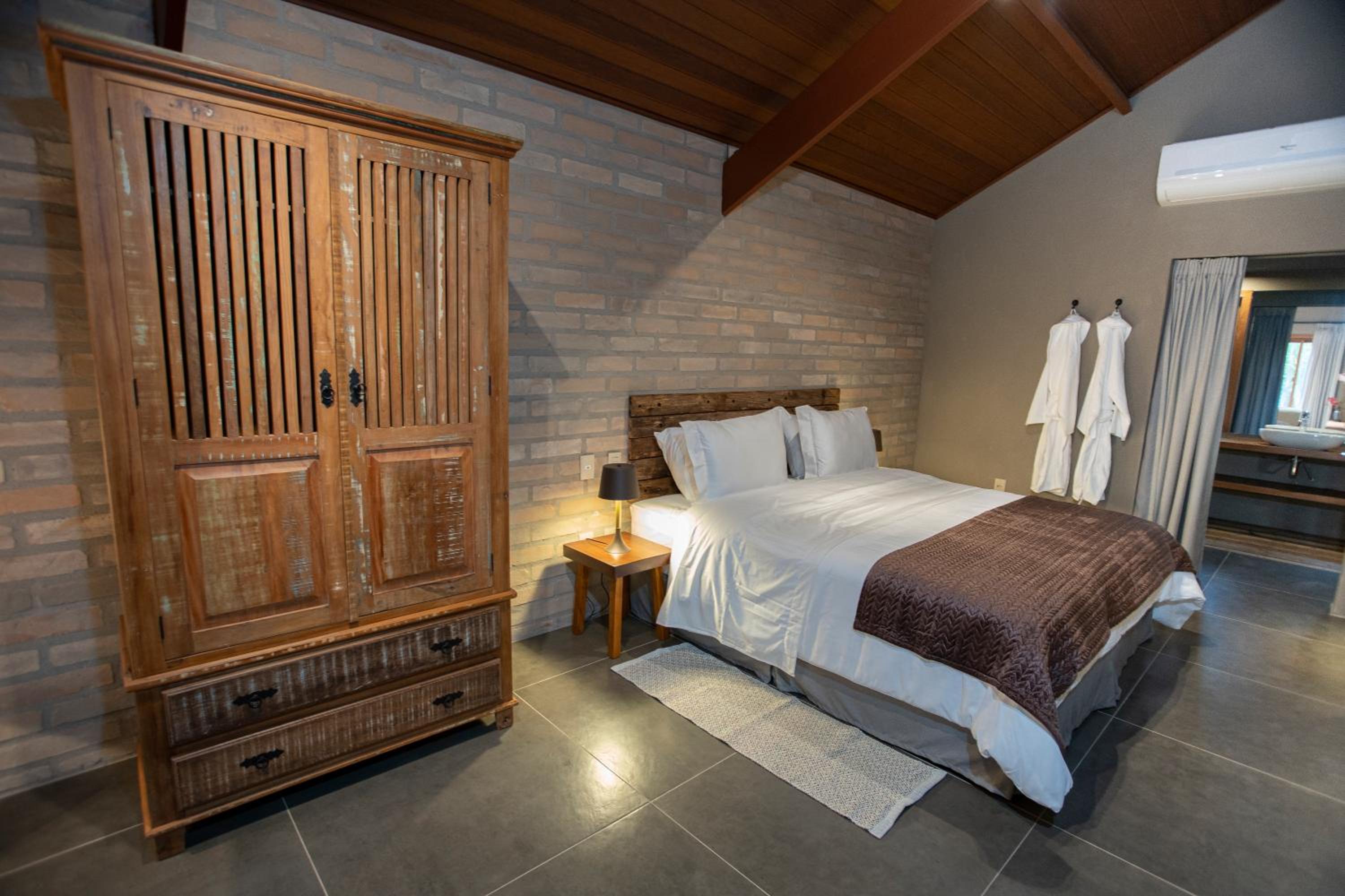 King Room with Spa Bath photo 1