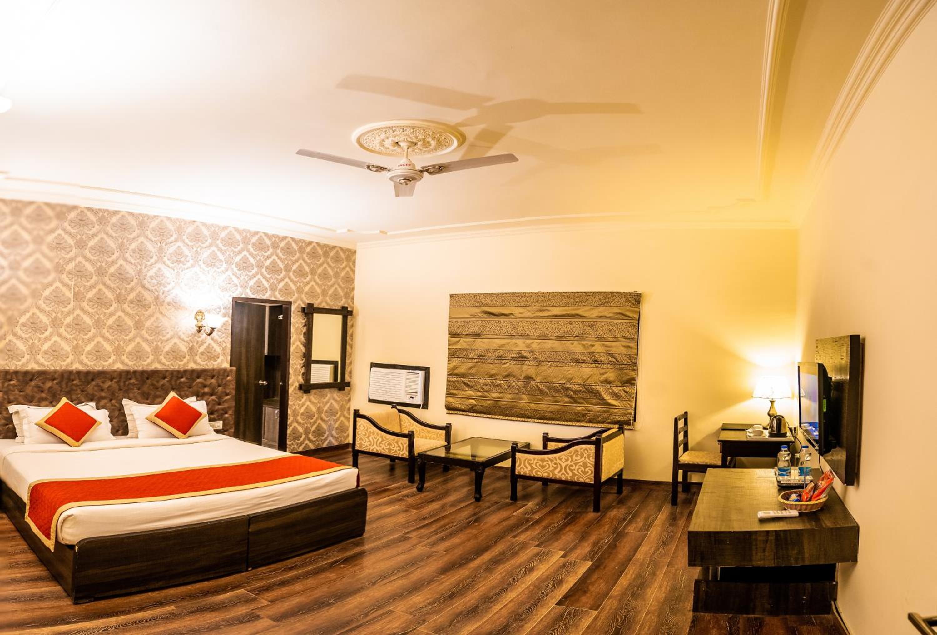 Premium Room