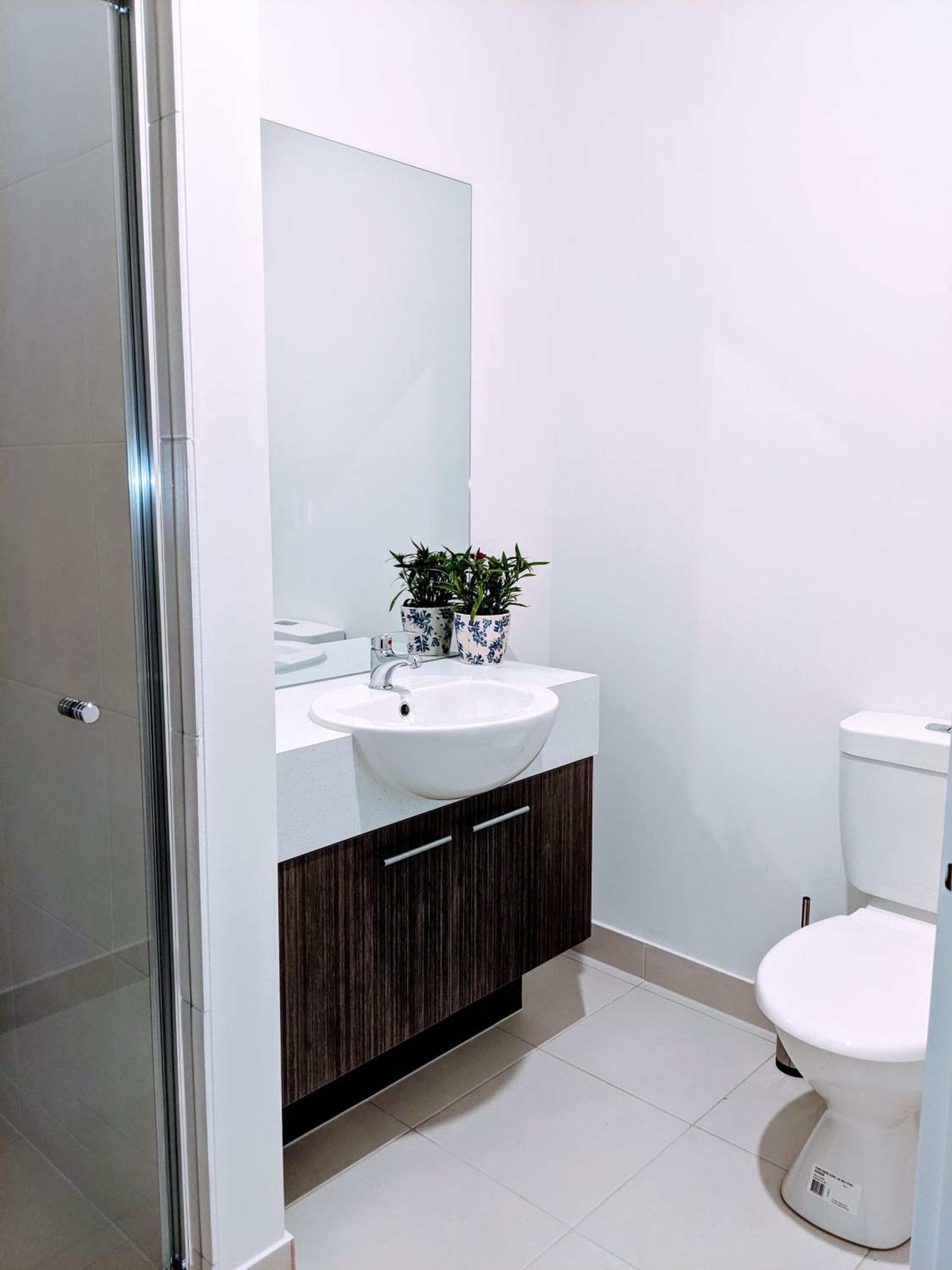 Double Room with Private Bathroom - Photo 9