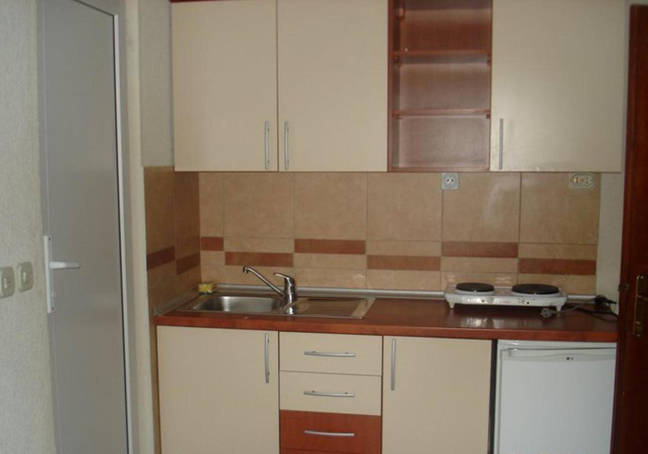 Studio (4 Adults)