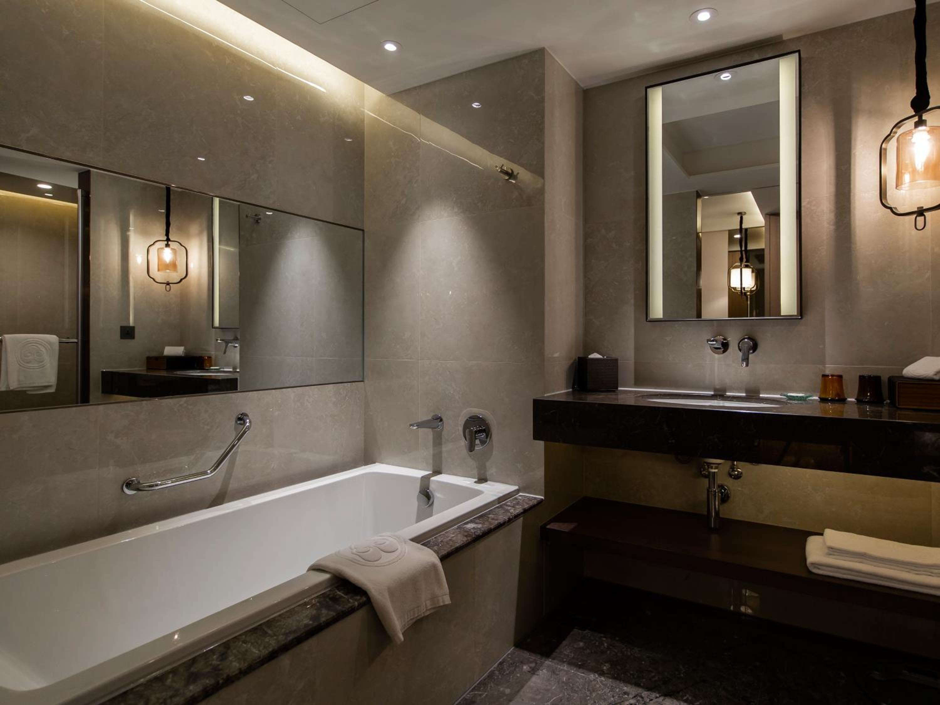 Exquisite Family Room - Elegance Floor photo 3
