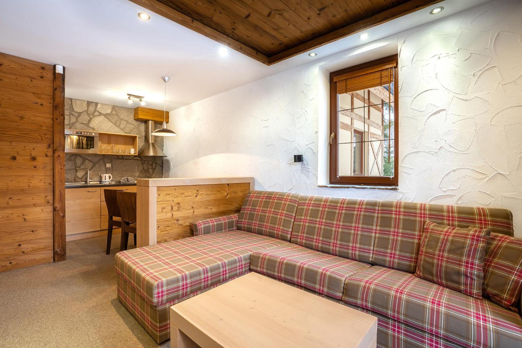 One-bedroom Apartment in Residence Building