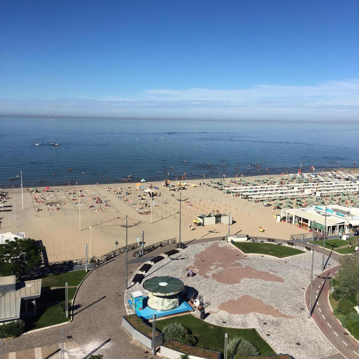 Deluxe Double Room with Balcony and Sea View - Photo 8