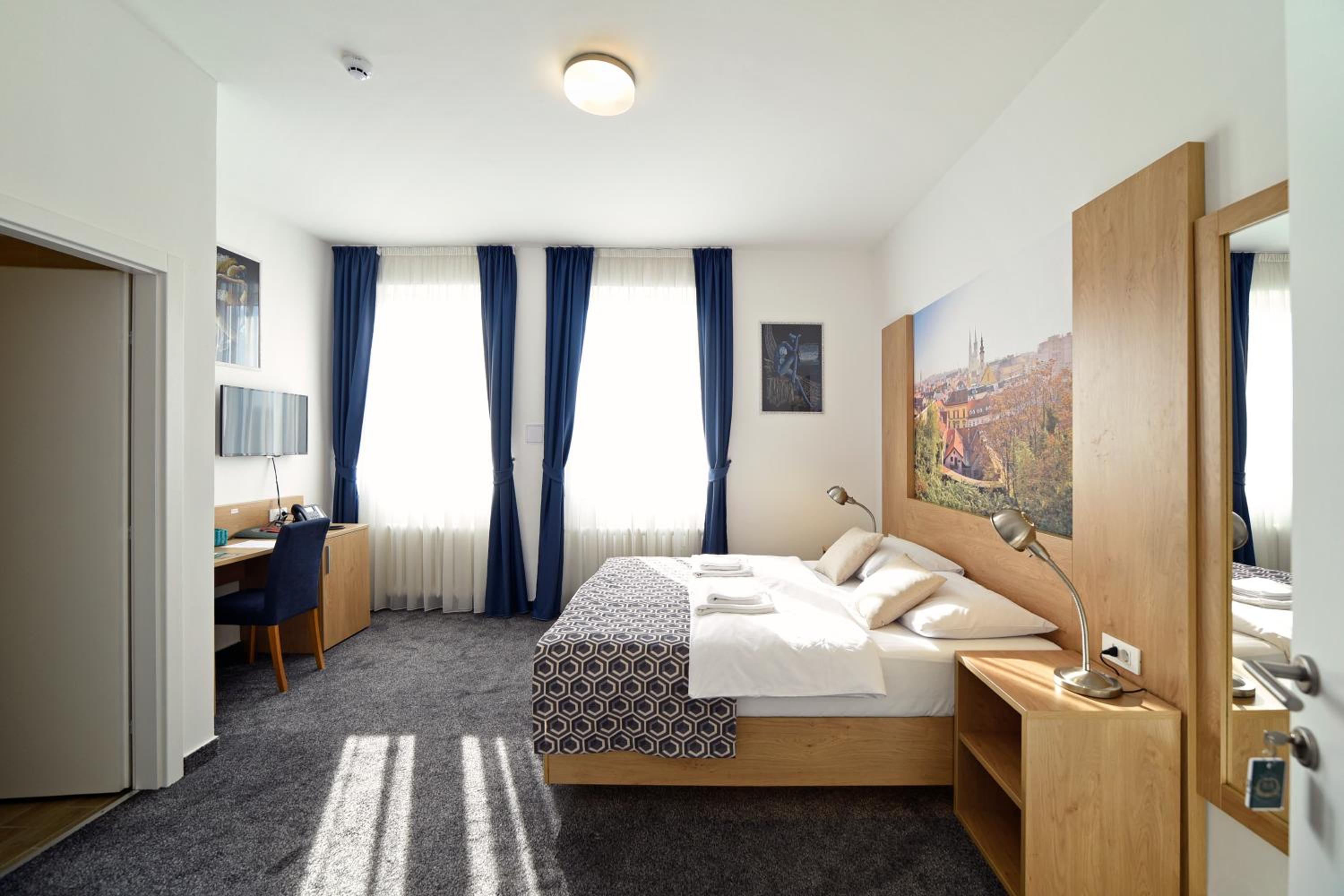 Double Room photo 3