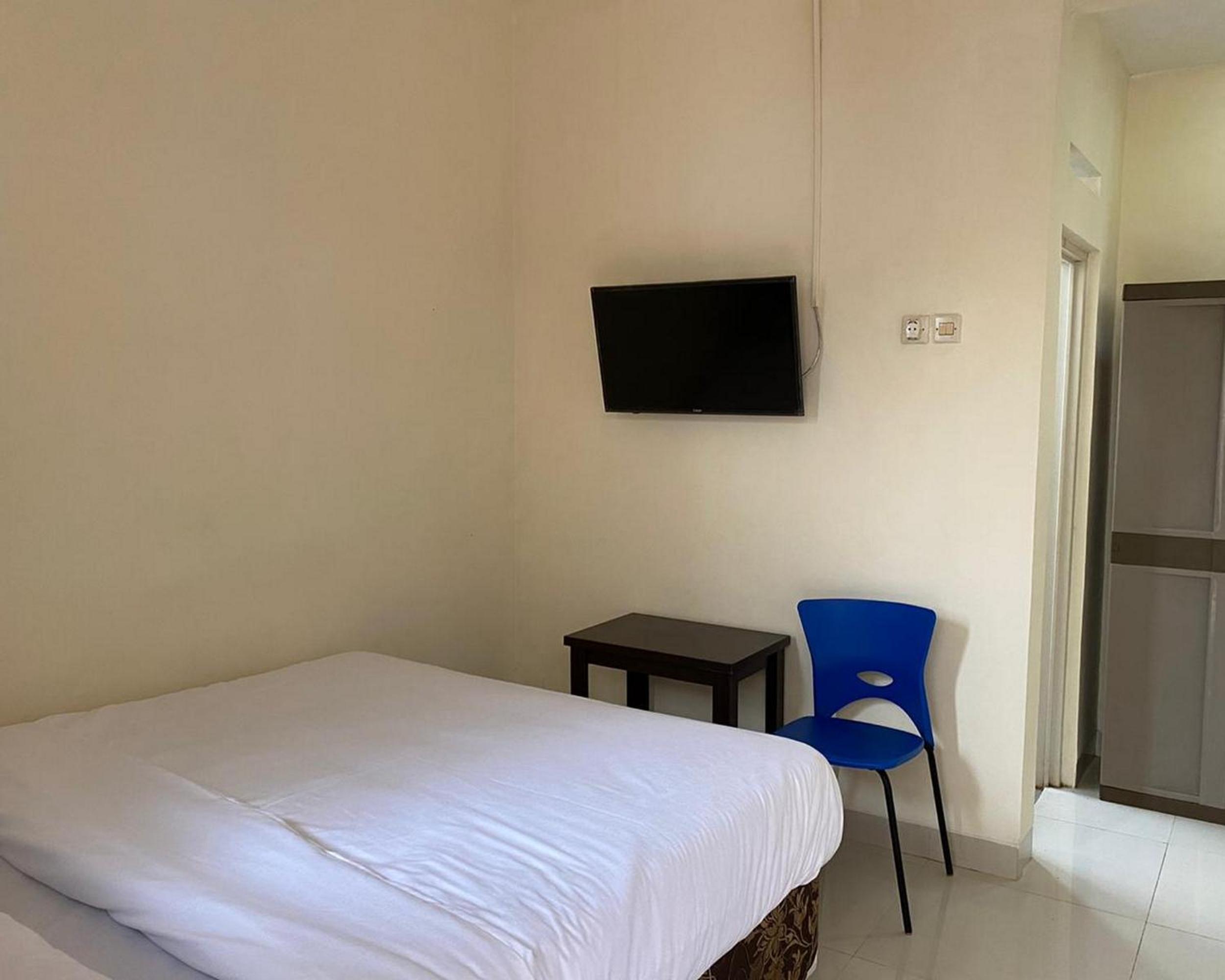 Standard Double Room - Photo 6